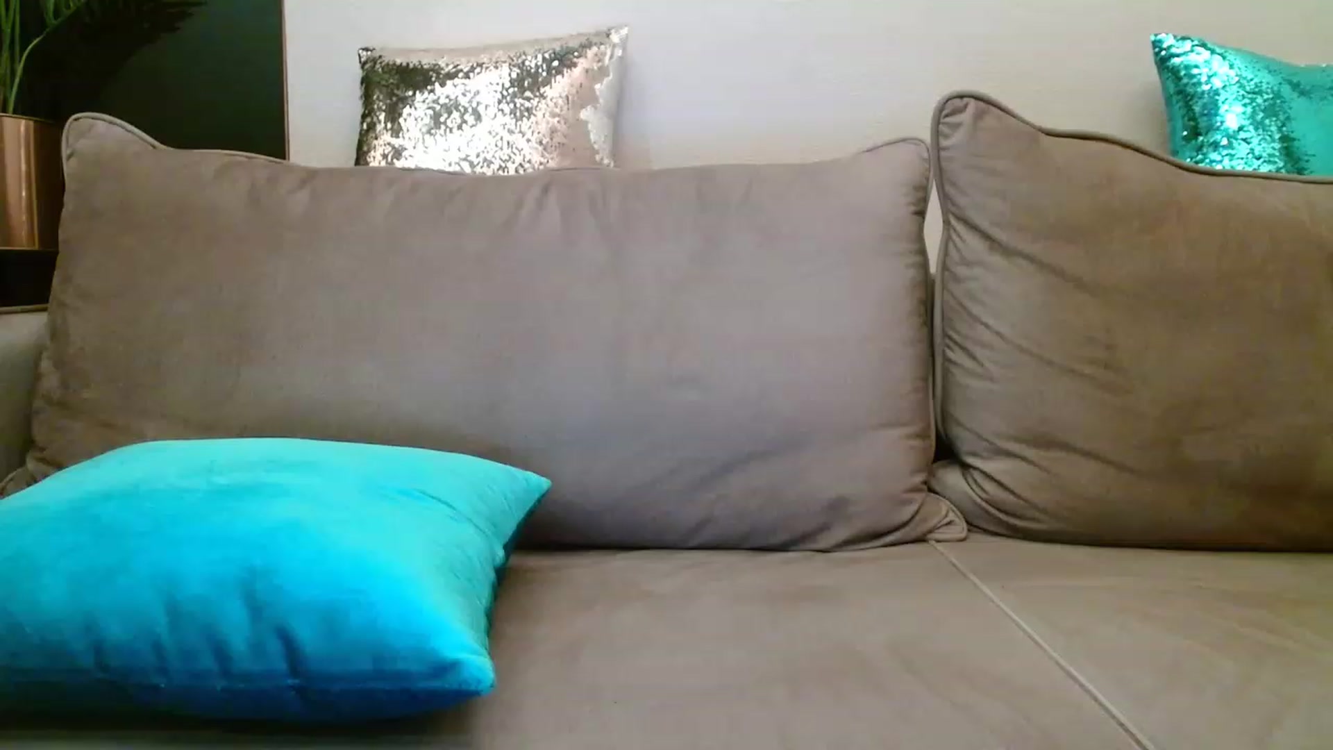 Gallery image thumbnail from UGLYGIRL_'s myfreecams stream on, 03/07/2023, 19:17 image 17 of 20