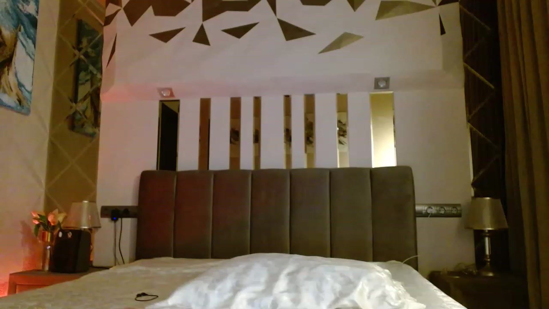 Gallery image thumbnail from UGLYGIRL_'s myfreecams stream on, 03/11/2023, 04:34 image 11 of 20