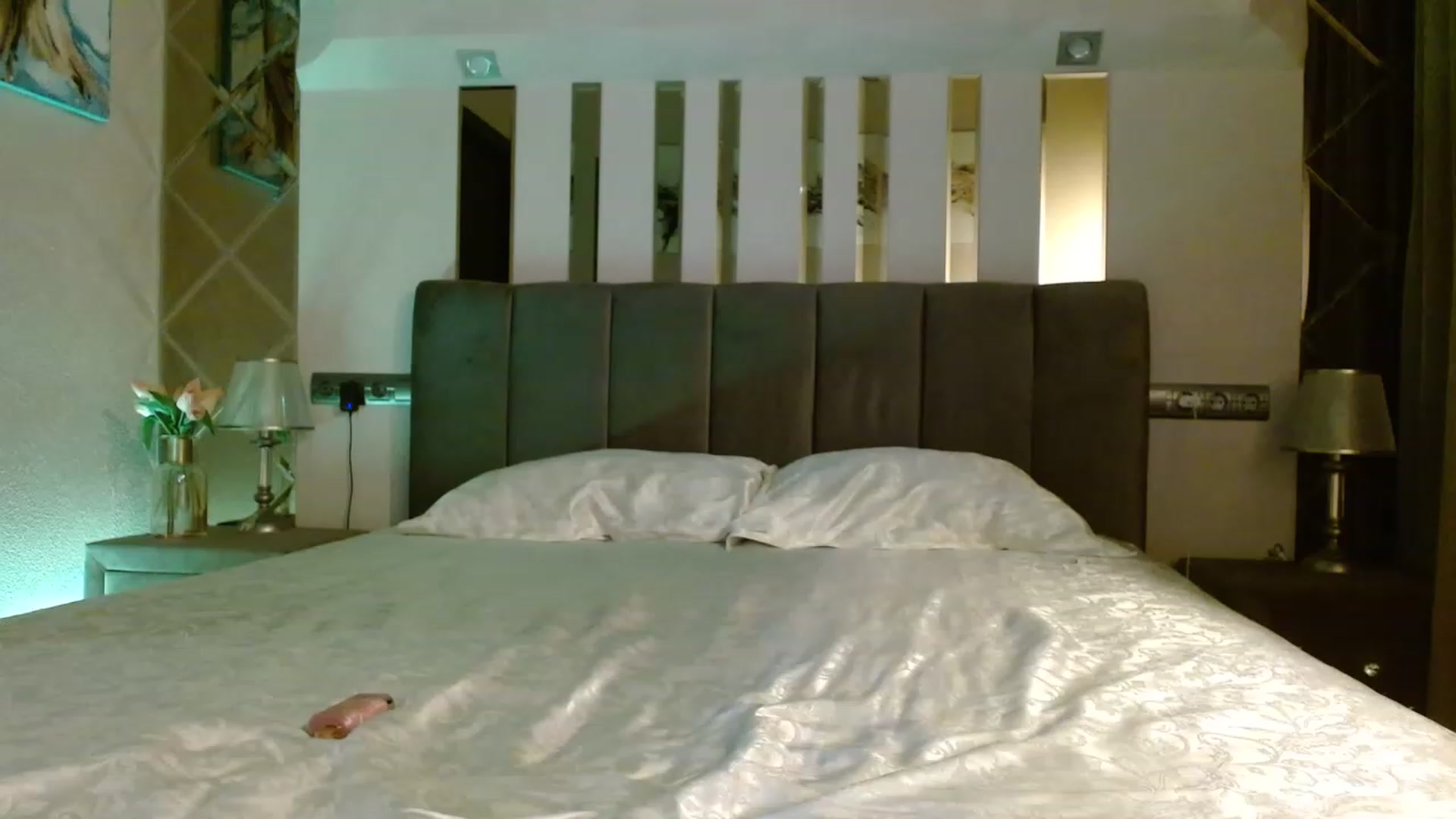 Gallery image thumbnail from UGLYGIRL_'s myfreecams stream on, 03/15/2023, 02:03 image 16 of 20