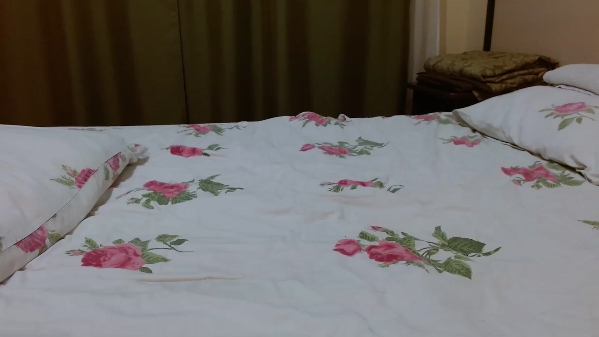 Gallery image thumbnail from UGLYGIRL_'s myfreecams stream on, 04/03/2023, 23:39 image 17 of 20