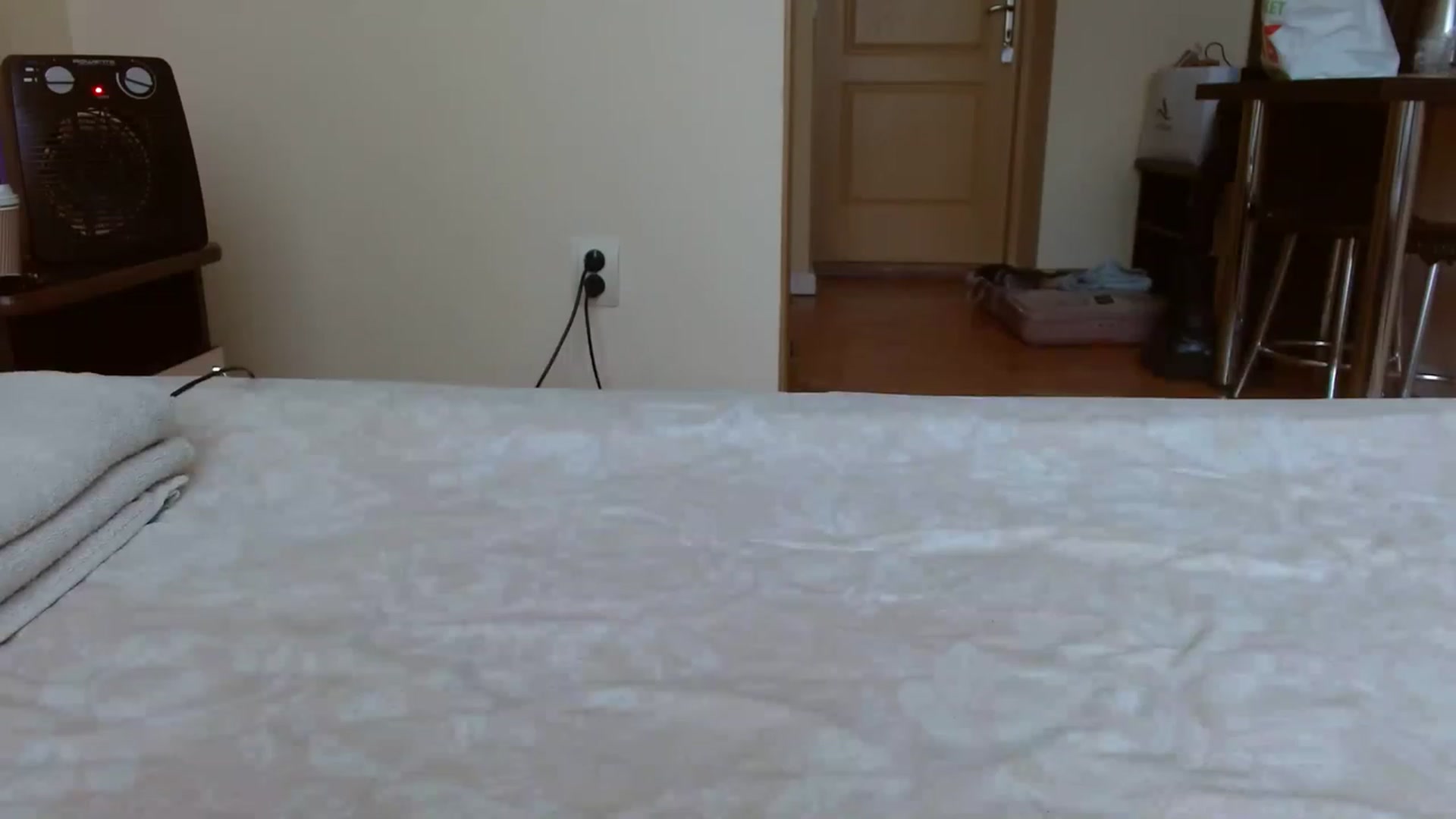 Gallery image thumbnail from UGLYGIRL_'s myfreecams stream on, 04/05/2023, 13:04 image 19 of 20