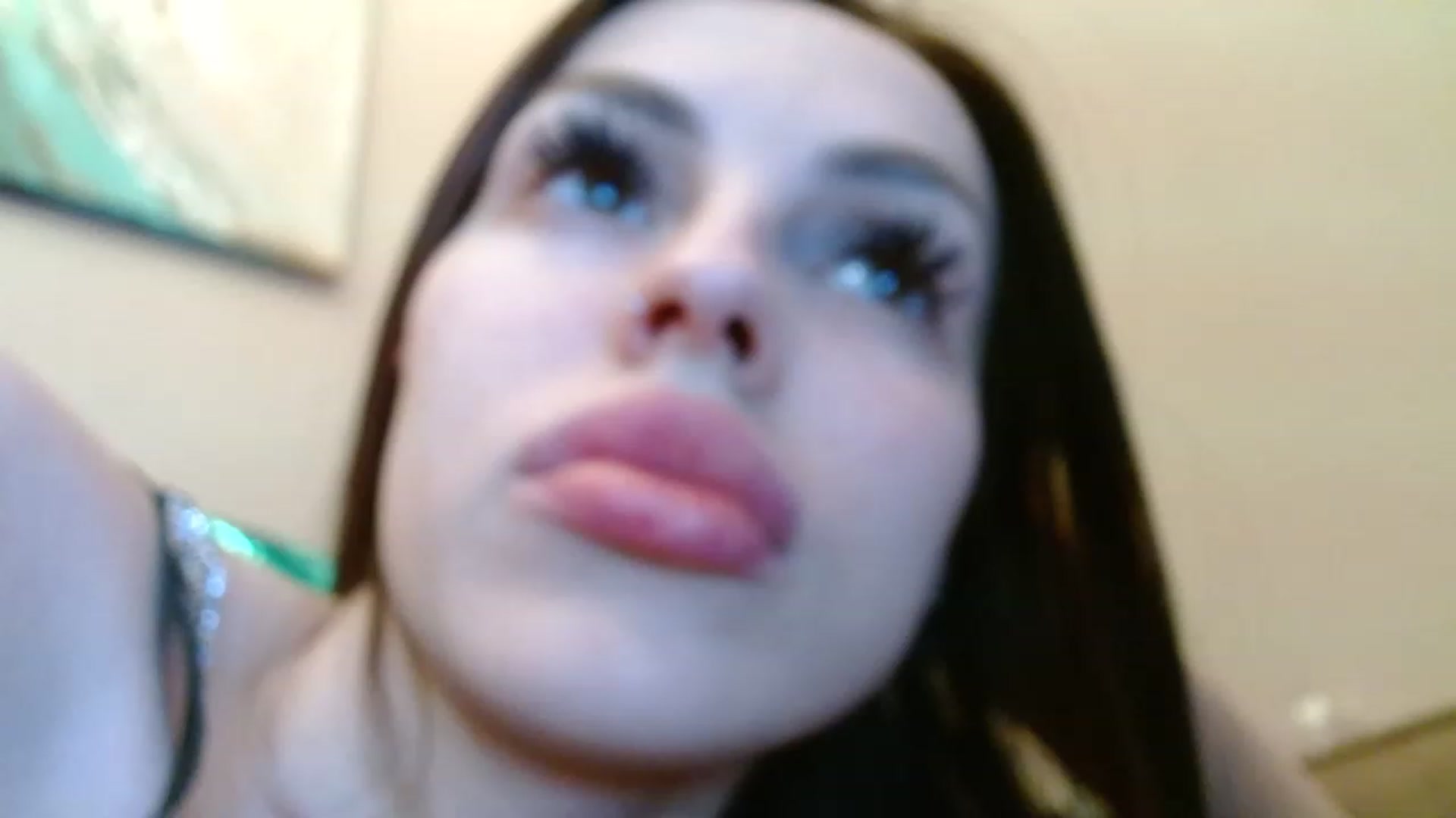 Gallery image thumbnail from UGLYGIRL_'s myfreecams stream on, 04/07/2023, 22:29 image 17 of 20