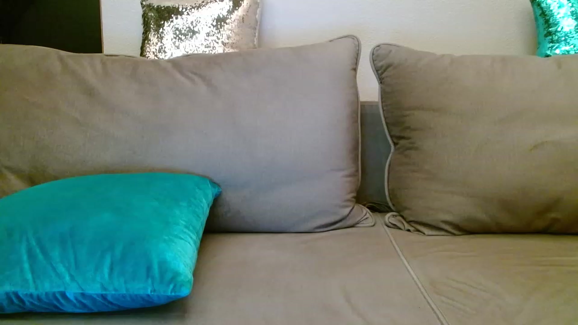 Gallery image thumbnail from UGLYGIRL_'s myfreecams stream on, 04/08/2023, 24:00 image 19 of 20