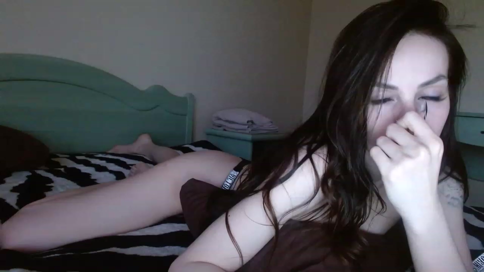 Gallery image thumbnail from UGLYGIRL_'s myfreecams stream on, 05/10/2023, 18:02 image 4 of 20