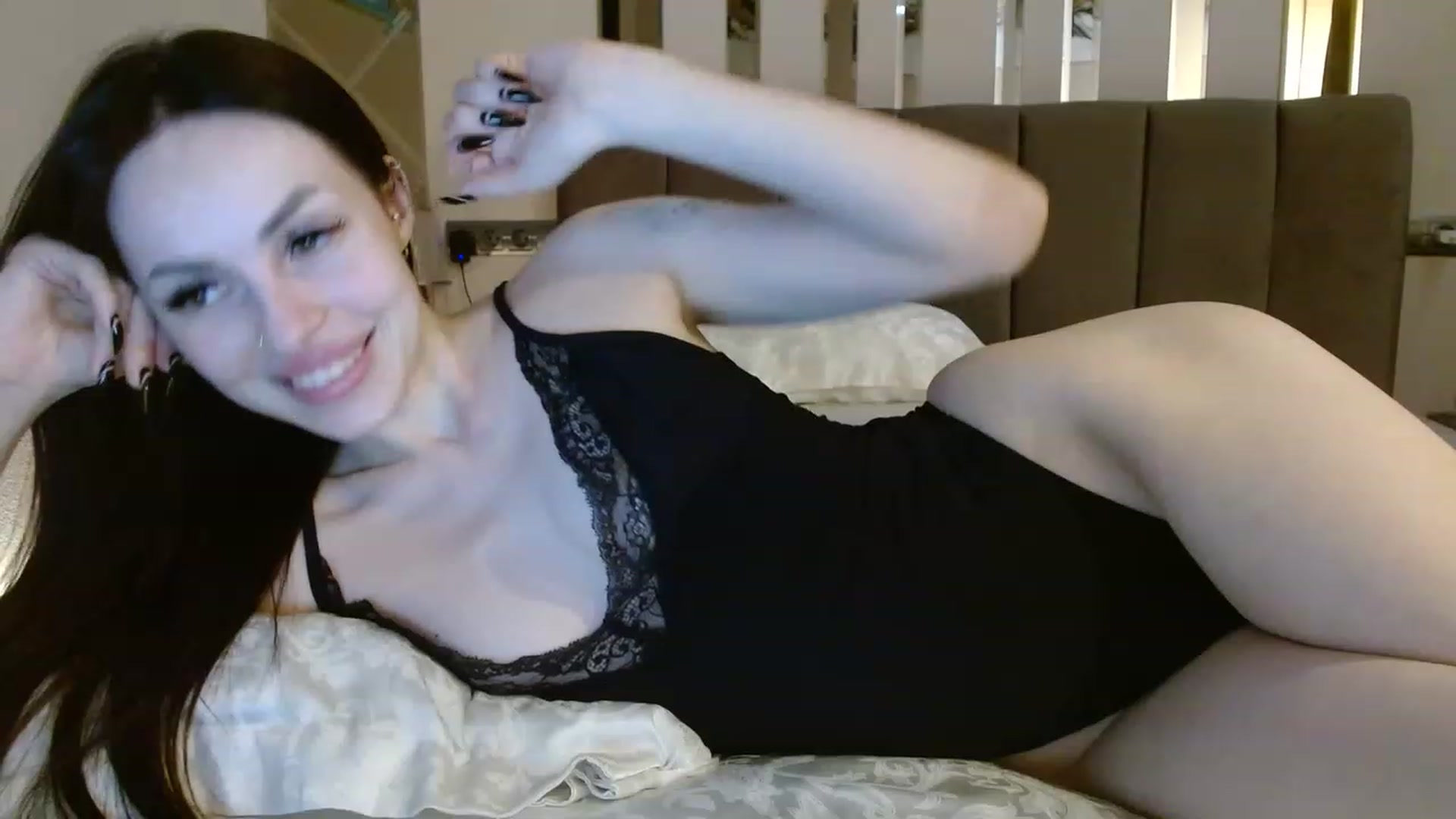 Gallery image thumbnail from UGLYGIRL_'s myfreecams stream on, 05/20/2023, 05:46 image 15 of 20