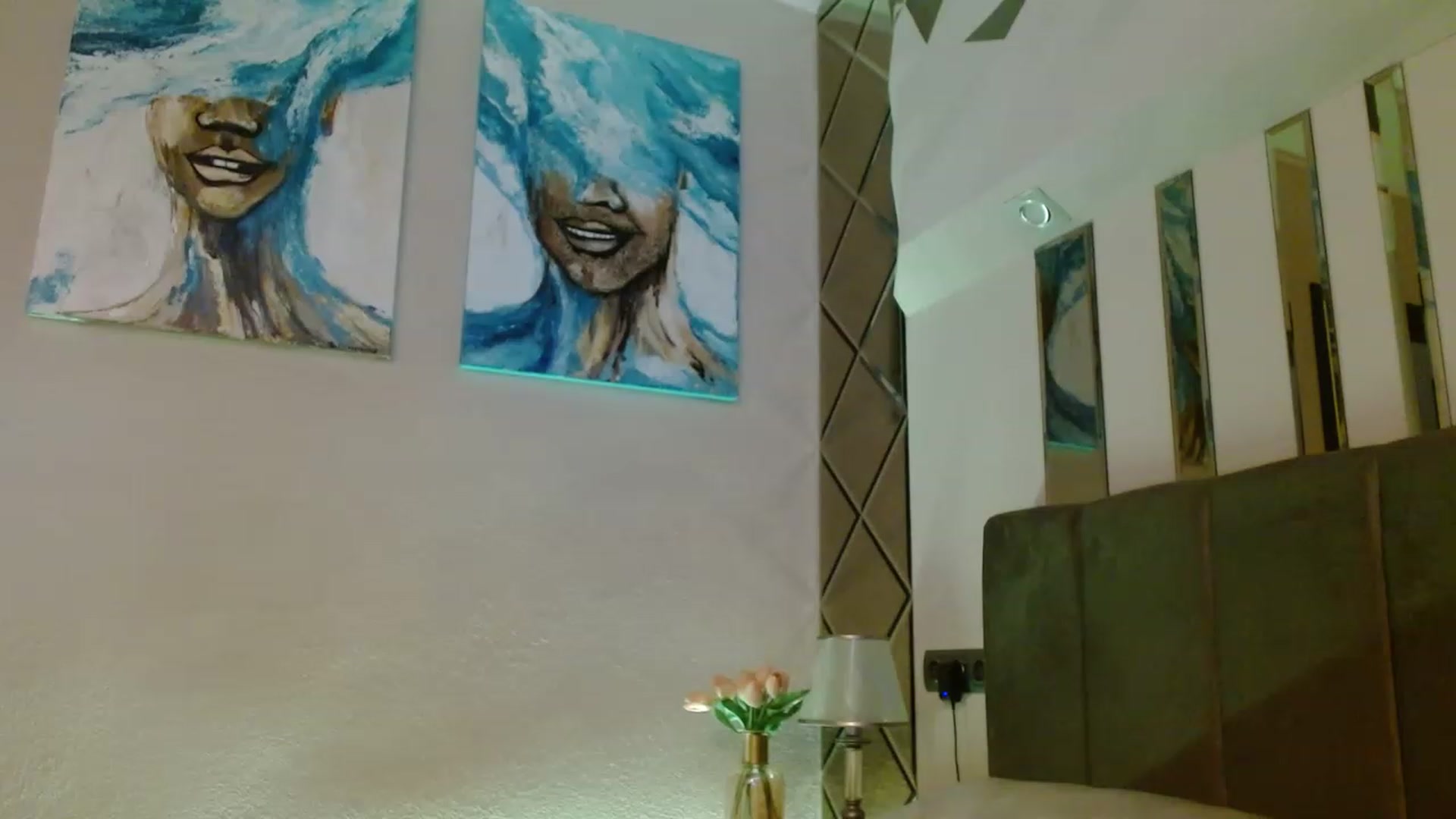 Gallery image thumbnail from UGLYGIRL_'s myfreecams stream on, 06/27/2023, 03:37 image 19 of 20