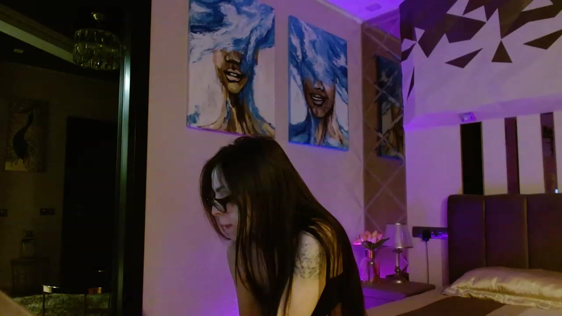 Gallery image thumbnail from UGLYGIRL_'s myfreecams stream on, 07/04/2023, 24:17 image 17 of 20