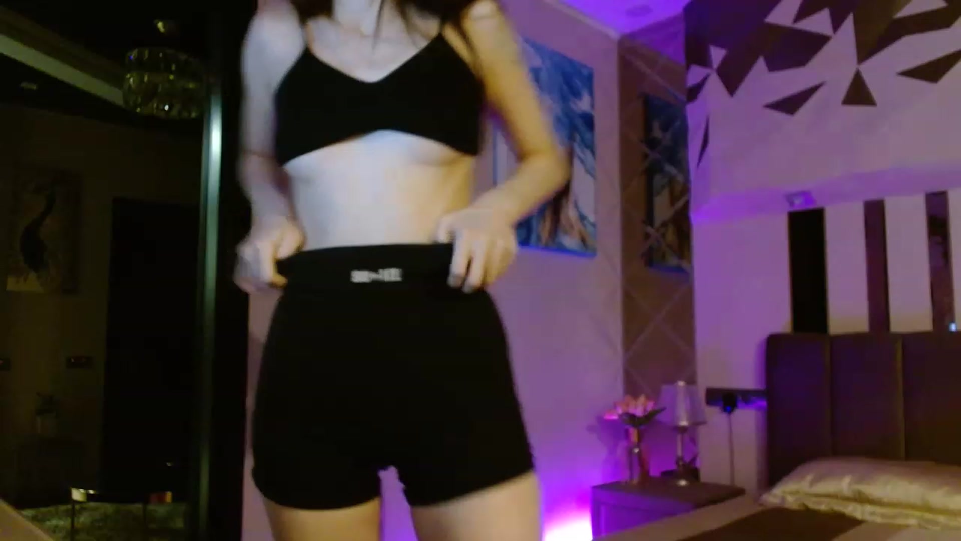 Gallery image thumbnail from UGLYGIRL_'s myfreecams stream on, 07/04/2023, 24:17 image 8 of 20