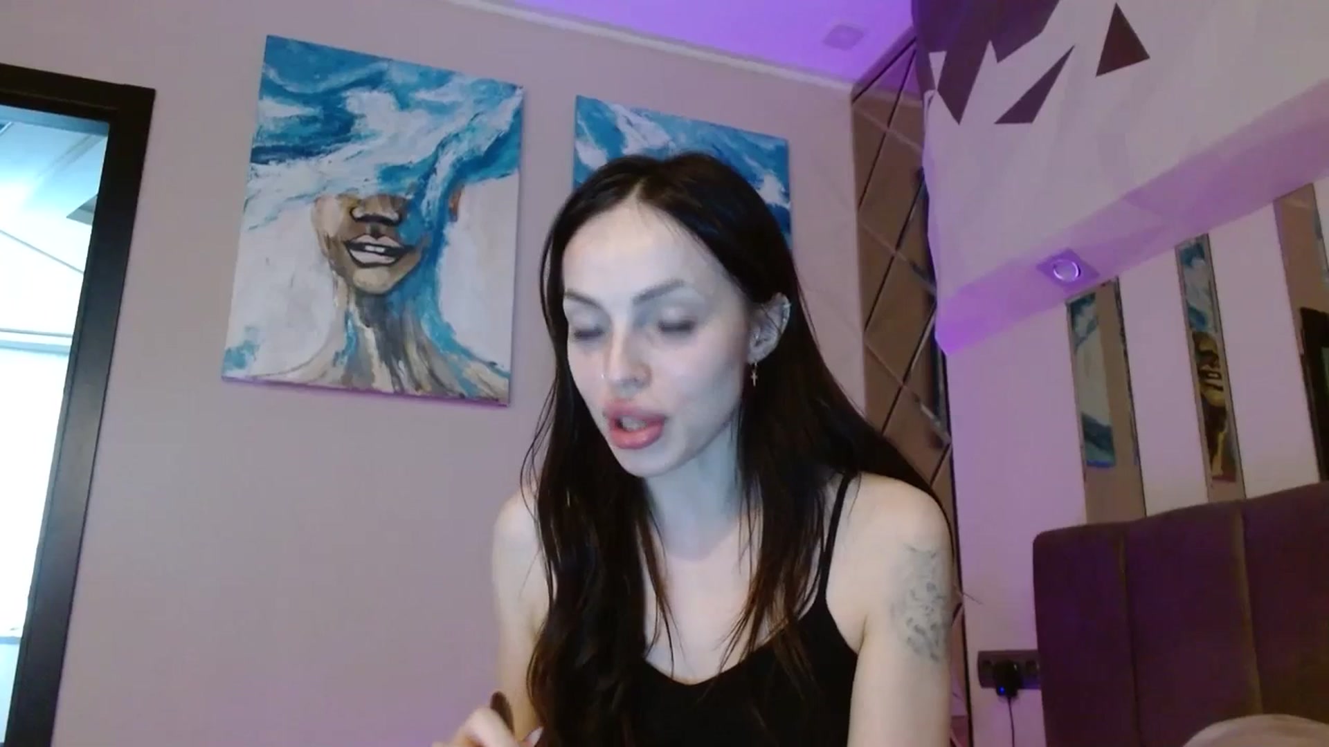 Gallery image thumbnail from UGLYGIRL_'s myfreecams stream on, 07/10/2023, 05:56 image 14 of 20