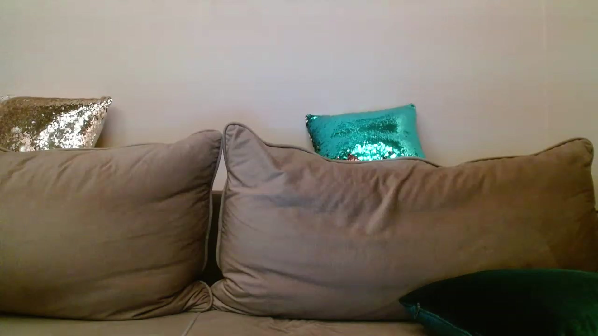 Gallery image thumbnail from UGLYGIRL_'s myfreecams stream on, 08/05/2023, 18:29 image 17 of 20