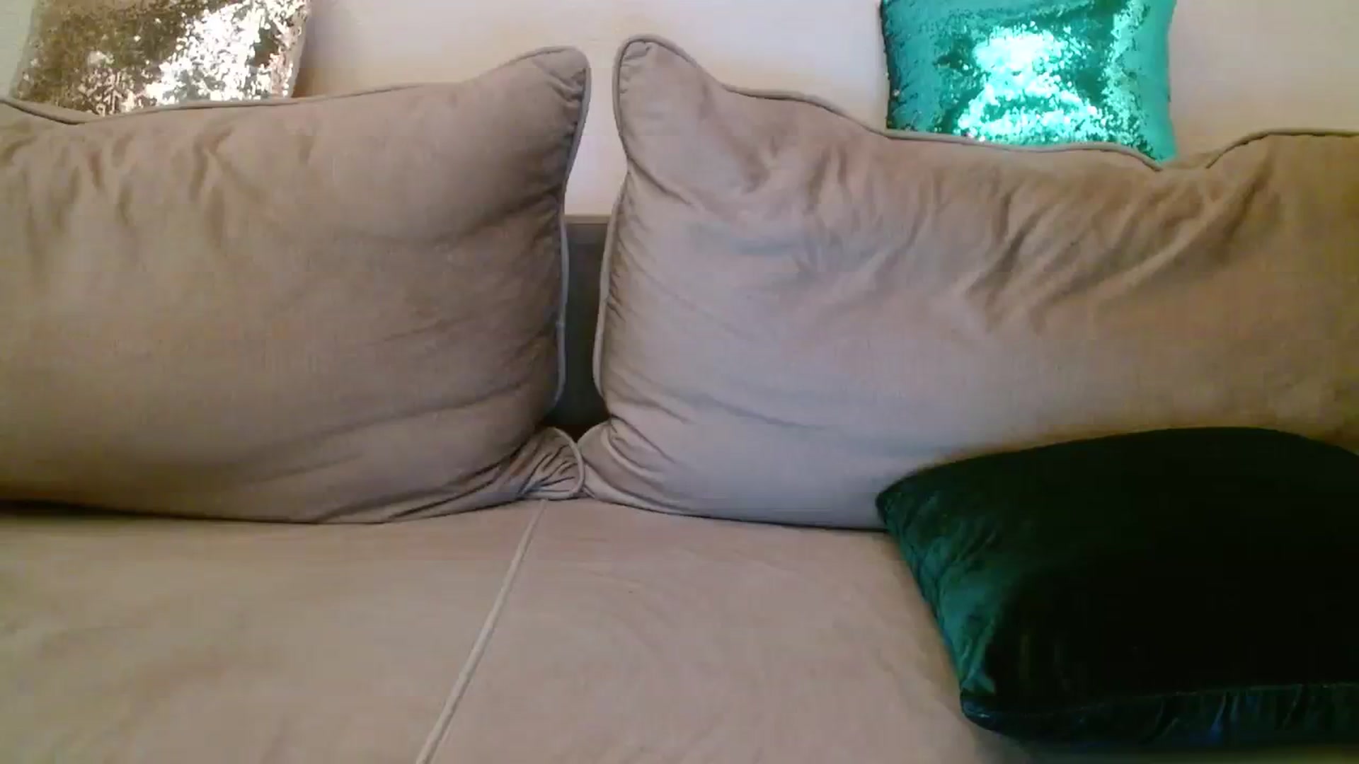 Gallery image thumbnail from UGLYGIRL_'s myfreecams stream on, 08/08/2023, 01:46 image 12 of 20