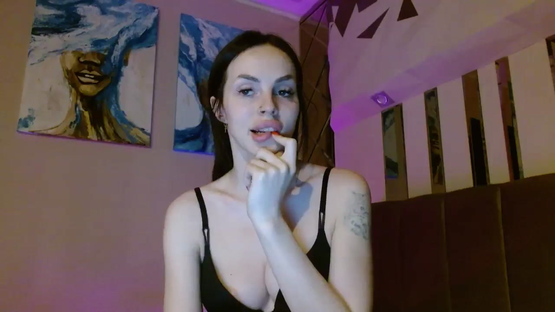 Gallery image thumbnail from UGLYGIRL_'s myfreecams stream on, 08/09/2023, 01:13 image 3 of 20