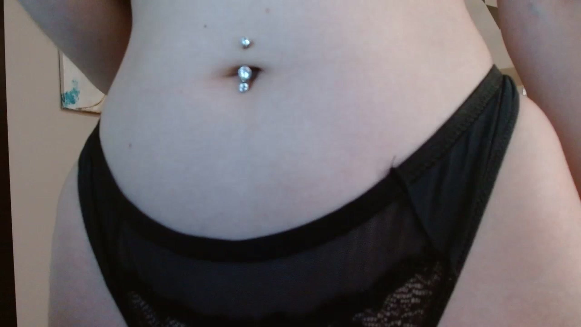 Gallery image thumbnail from UGLYGIRL_'s myfreecams stream on, 08/12/2023, 16:16 image 1 of 20