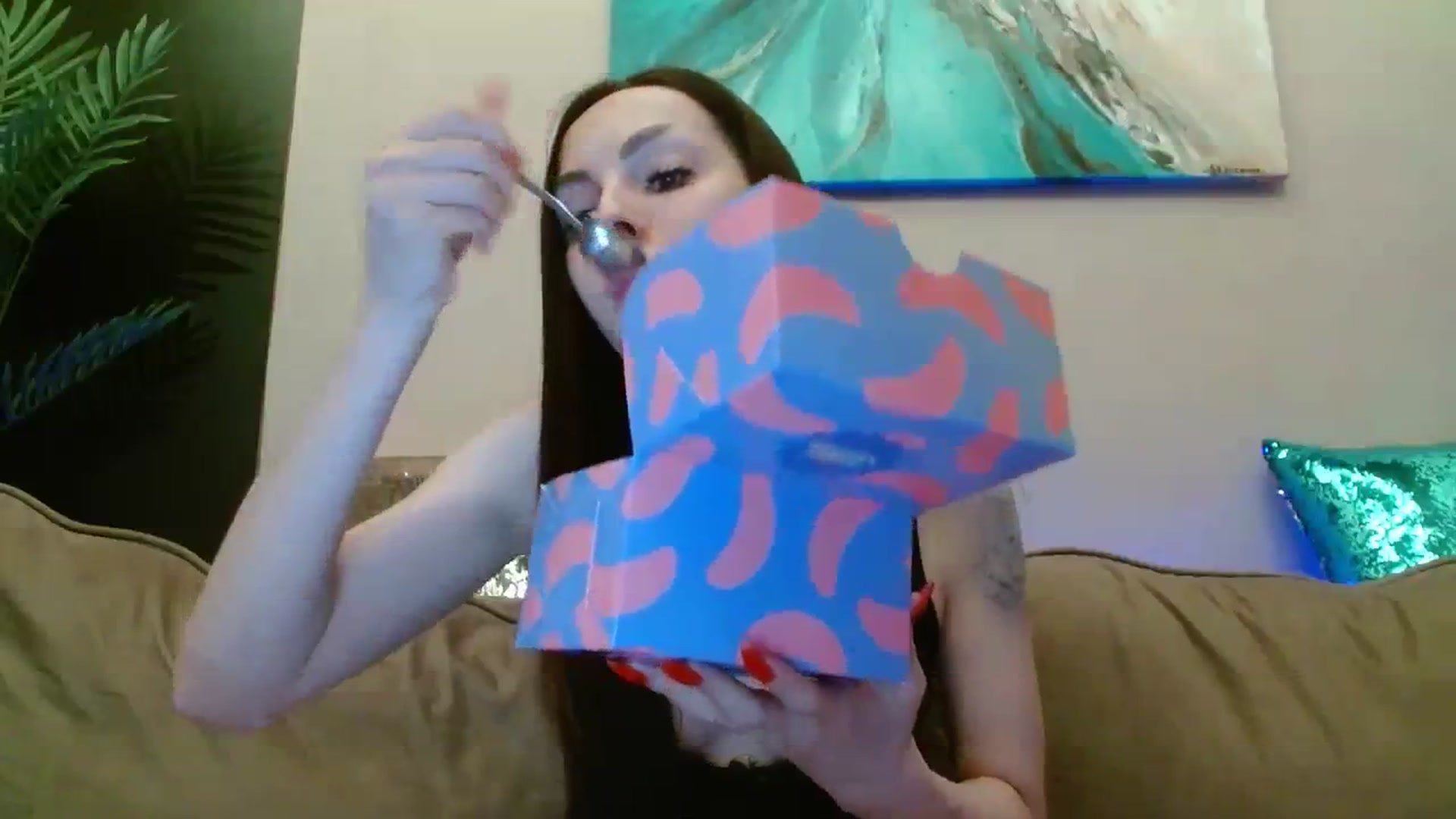 Gallery image thumbnail from UGLYGIRL_'s myfreecams stream on, 08/14/2023, 22:03 image 16 of 20