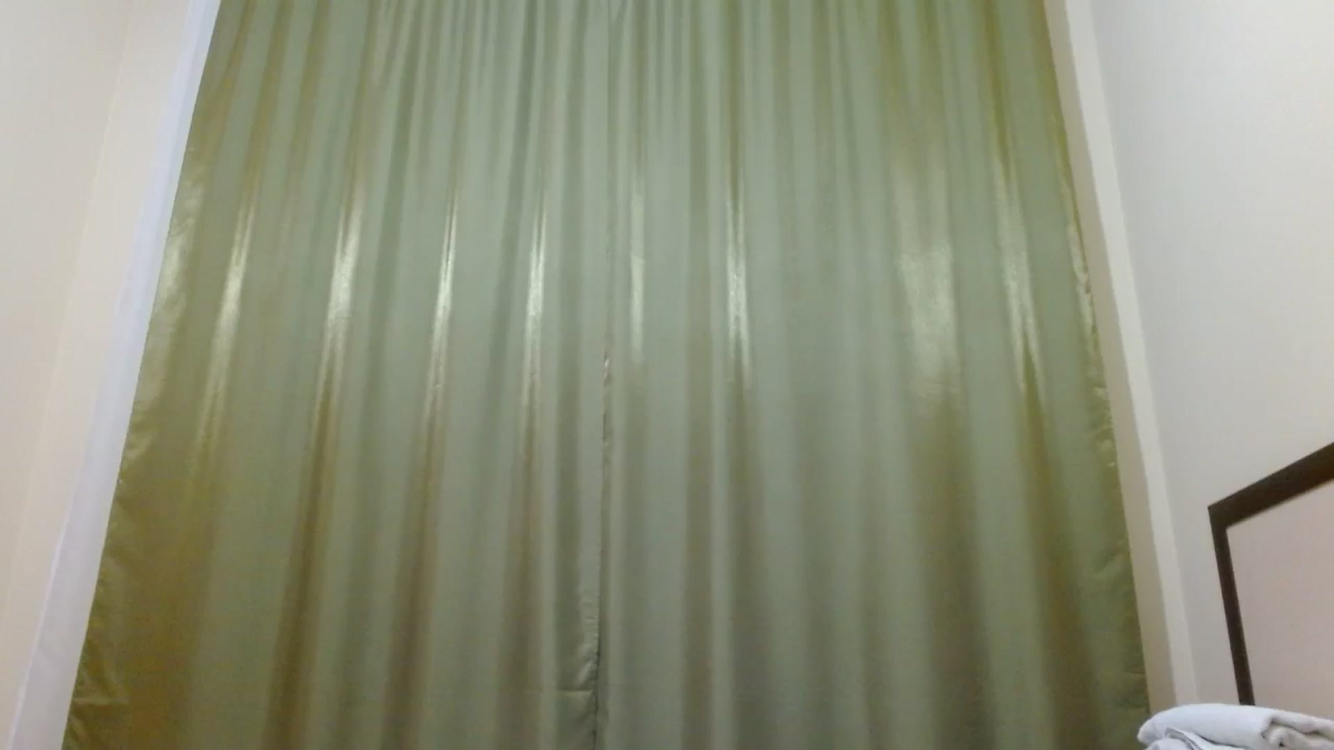 Gallery image thumbnail from UGLYGIRL_'s myfreecams stream on, 08/21/2023, 18:25 image 1 of 20