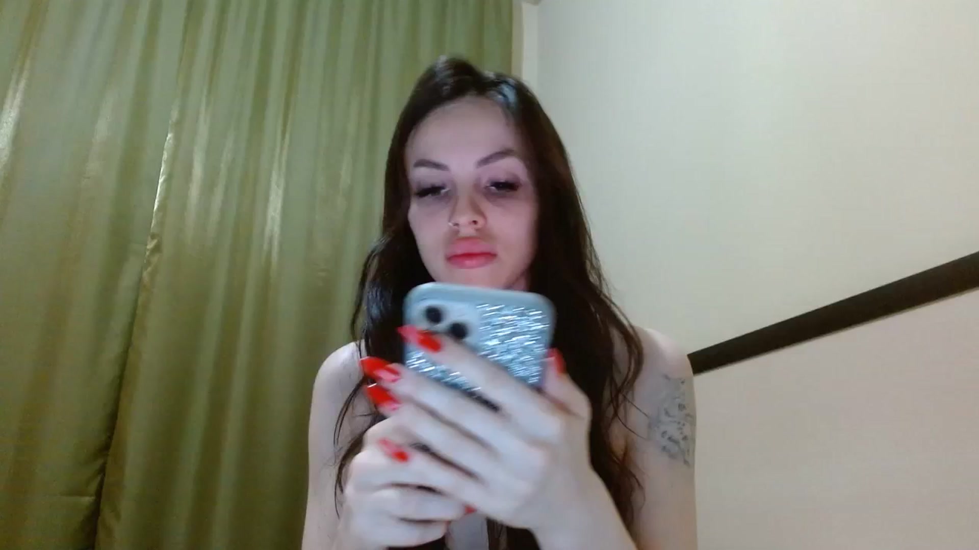 Gallery image thumbnail from UGLYGIRL_'s myfreecams stream on, 08/26/2023, 18:33 image 12 of 20
