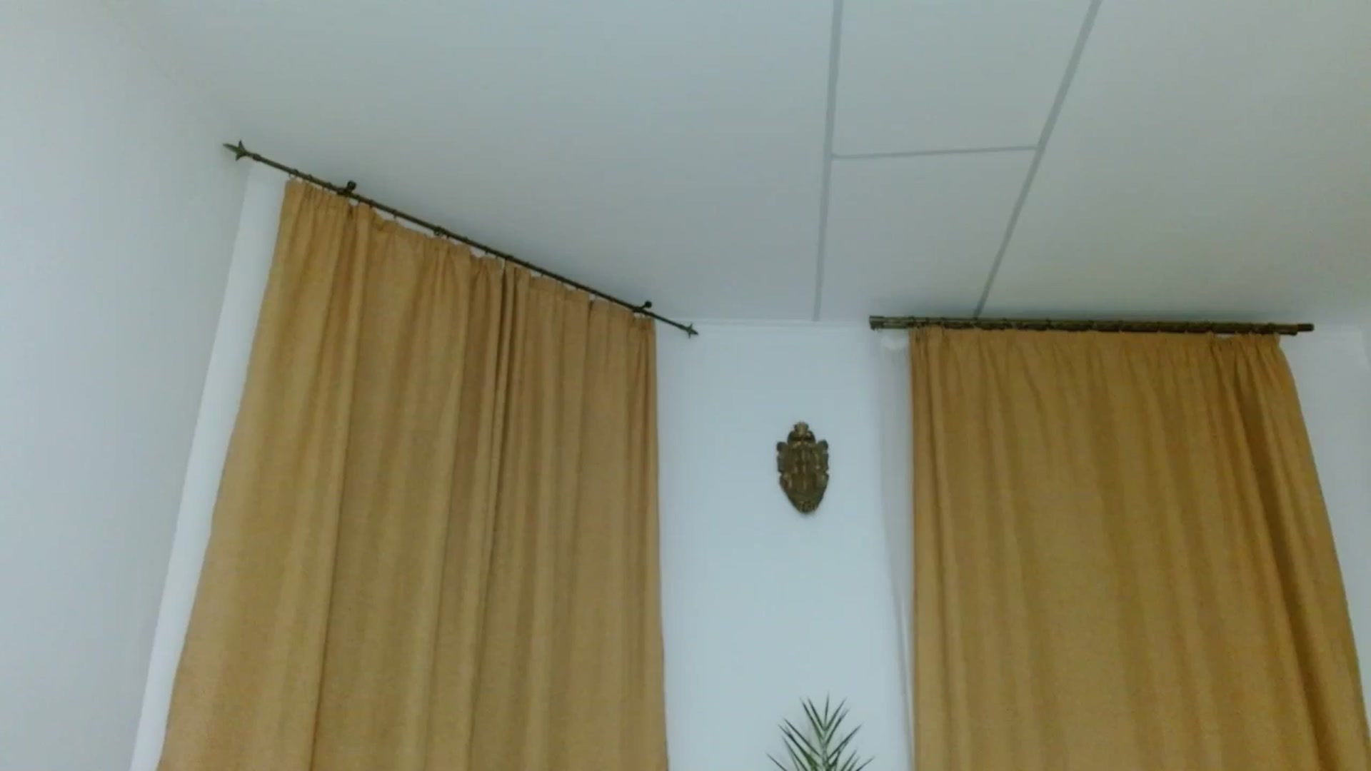 Gallery image thumbnail from UGLYGIRL_'s myfreecams stream on, 09/05/2023, 03:24 image 15 of 20
