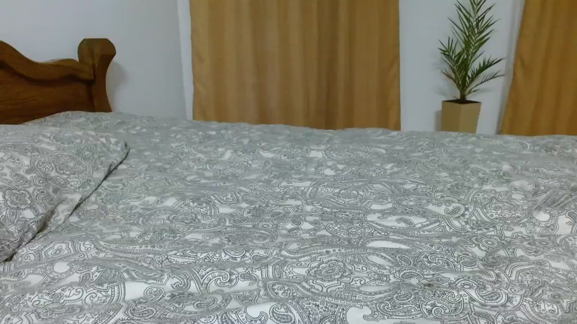 Gallery image thumbnail from UGLYGIRL_'s myfreecams stream on, 09/05/2023, 17:26 image 18 of 20