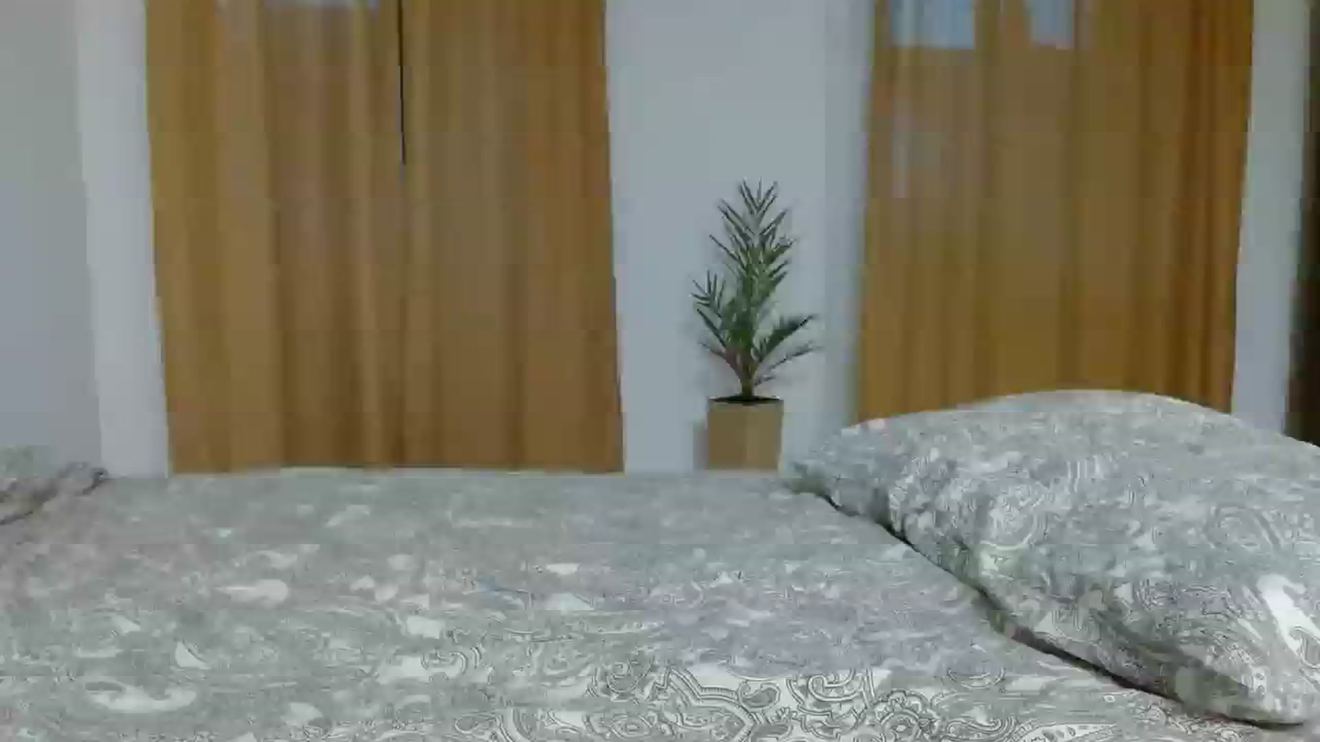 Gallery image thumbnail from UGLYGIRL_'s myfreecams stream on, 09/13/2023, 17:09 image 14 of 20