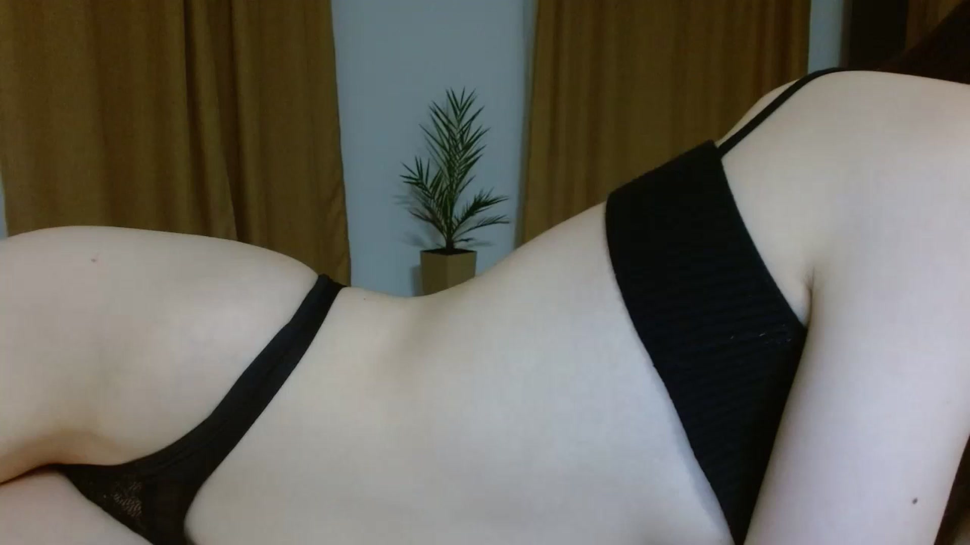 Gallery image thumbnail from UGLYGIRL_'s myfreecams stream on, 09/26/2023, 22:14 image 14 of 20