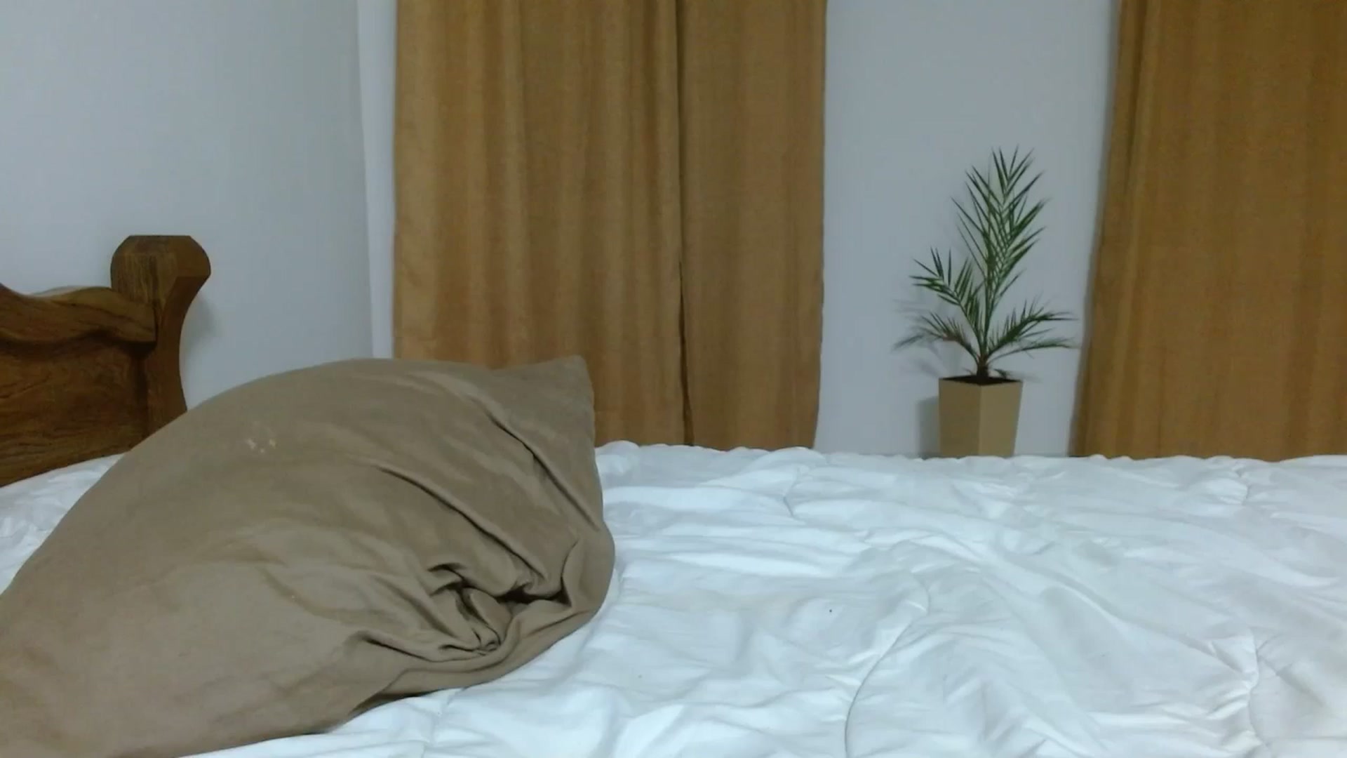 Gallery image thumbnail from UGLYGIRL_'s myfreecams stream on, 10/04/2023, 18:43 image 6 of 20