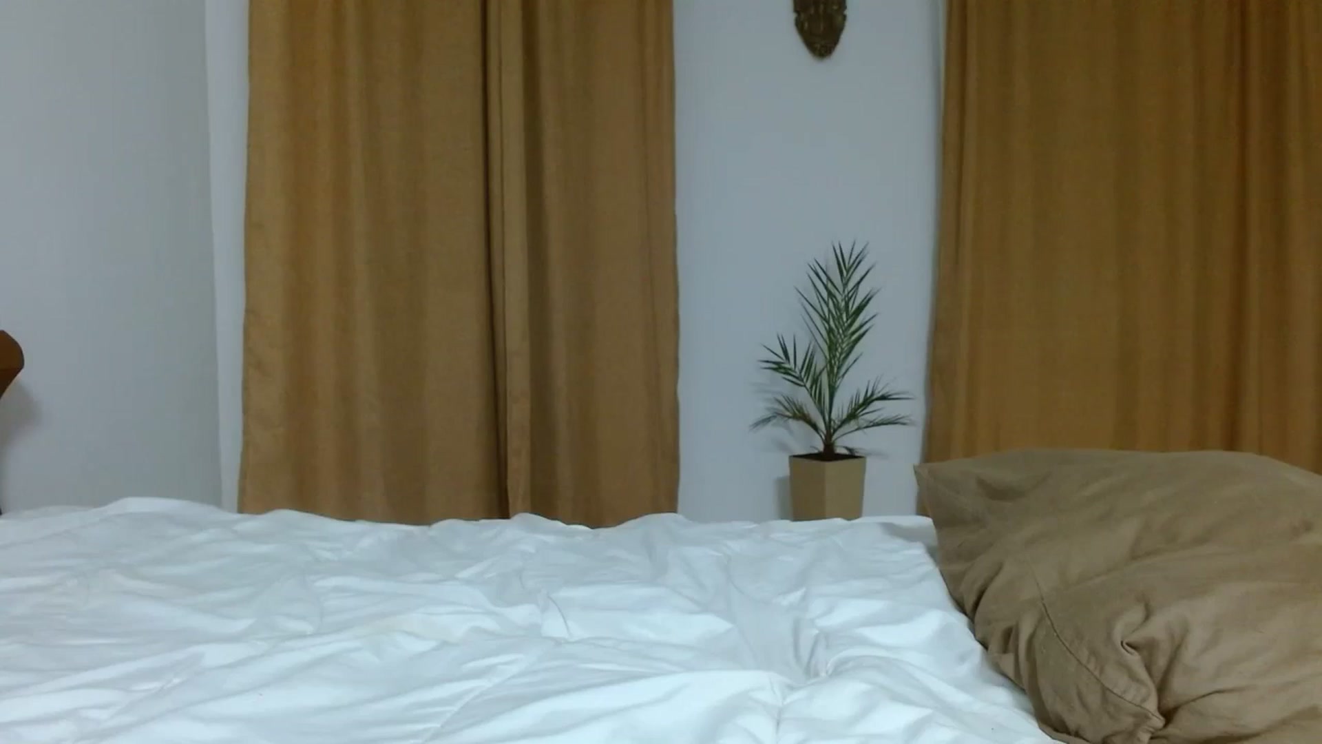 Gallery image thumbnail from UGLYGIRL_'s myfreecams stream on, 10/05/2023, 24:00 image 19 of 20