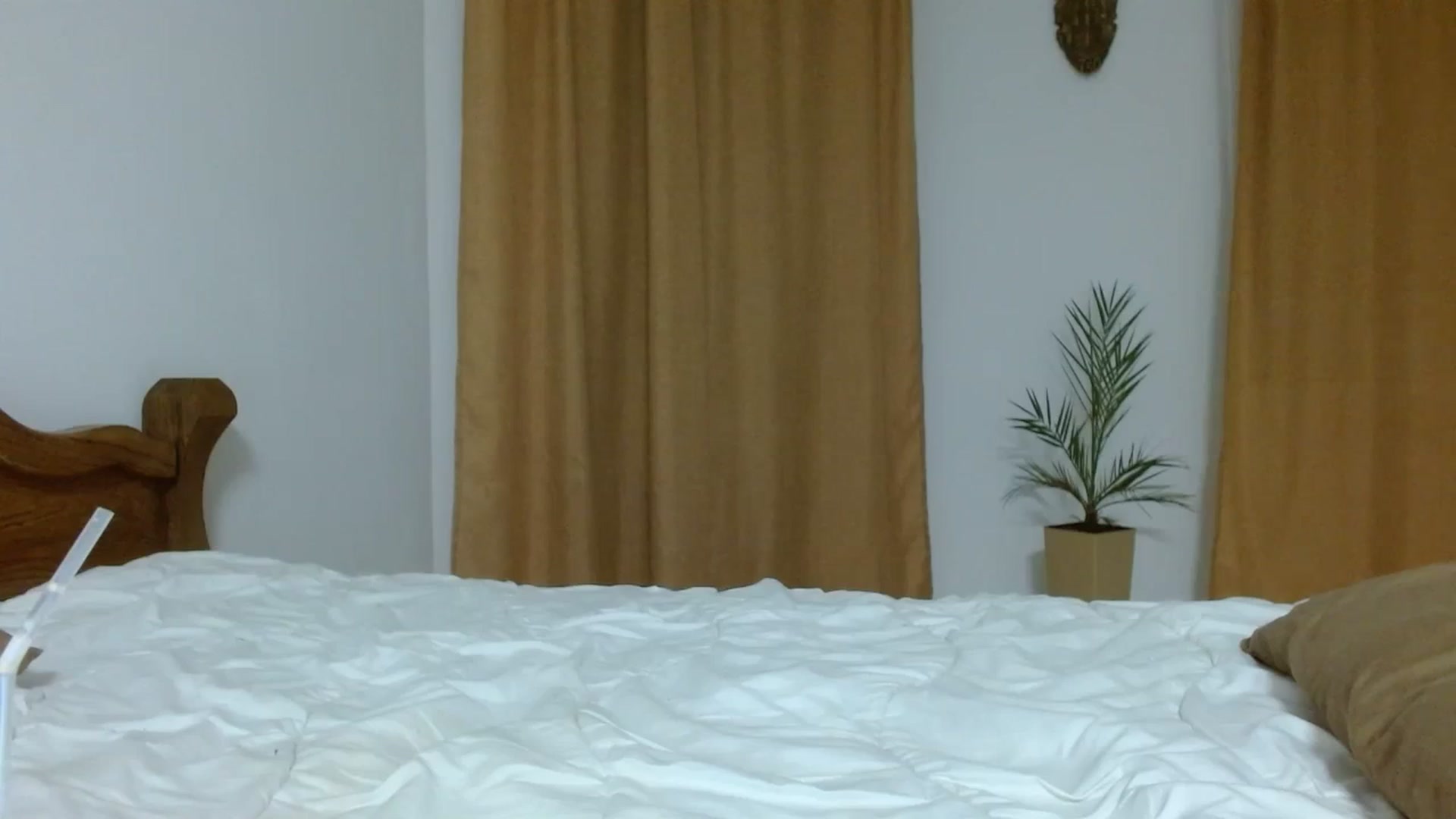 Gallery image thumbnail from UGLYGIRL_'s myfreecams stream on, 10/07/2023, 17:44 image 9 of 20