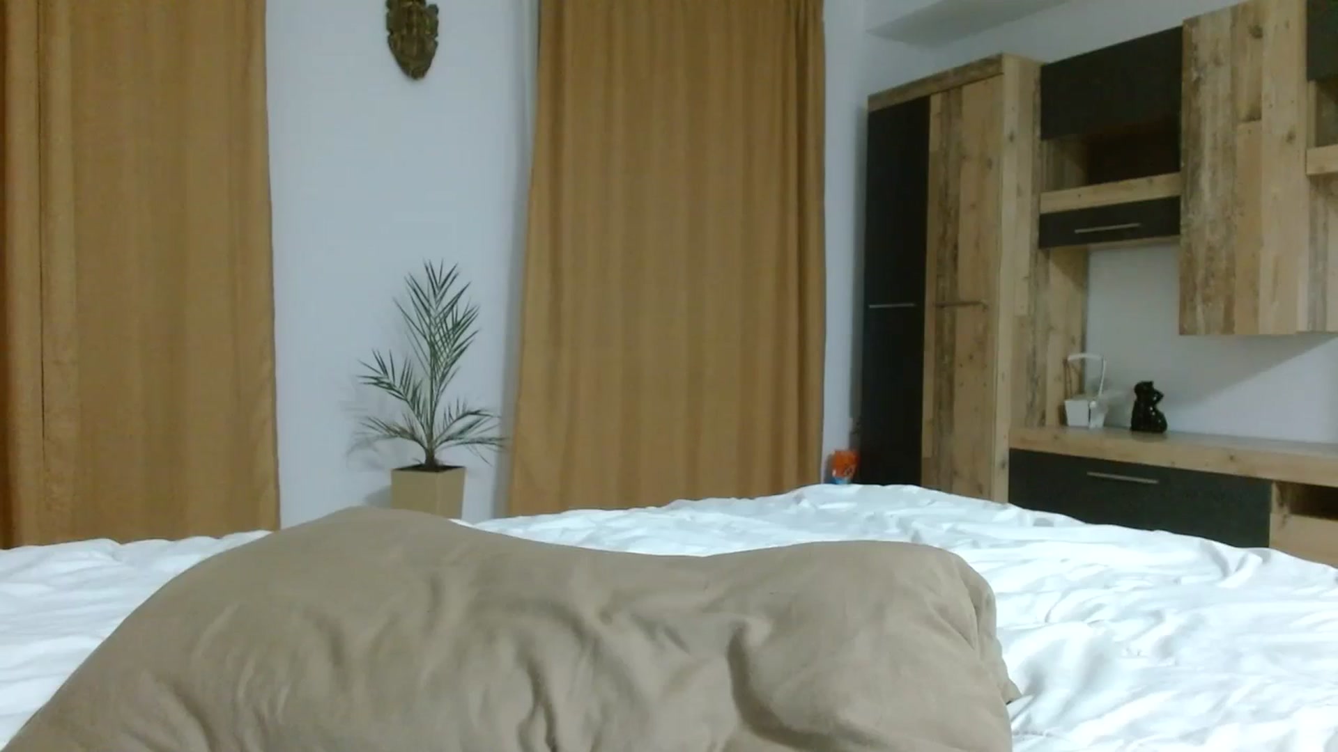 Gallery image thumbnail from UGLYGIRL_'s myfreecams stream on, 10/09/2023, 01:14 image 15 of 20