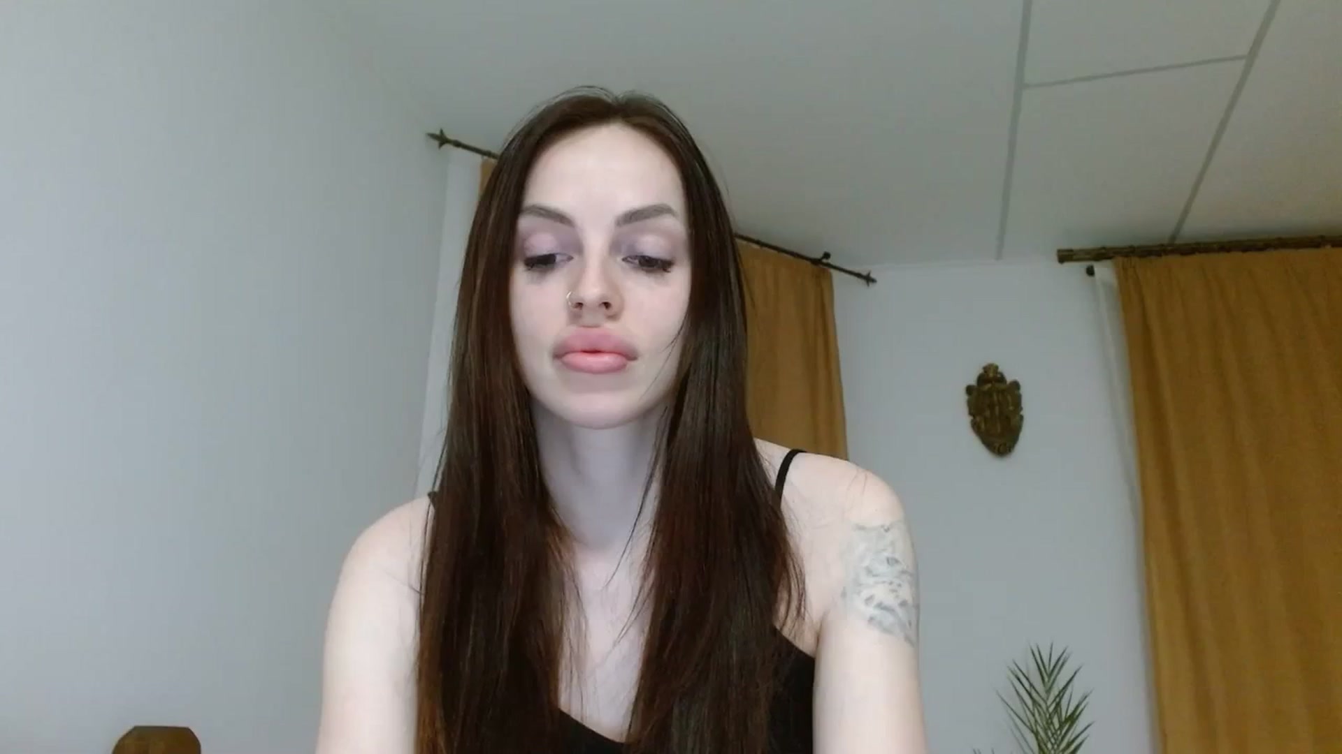 Gallery image thumbnail from UGLYGIRL_'s myfreecams stream on, 10/09/2023, 01:58 image 19 of 20