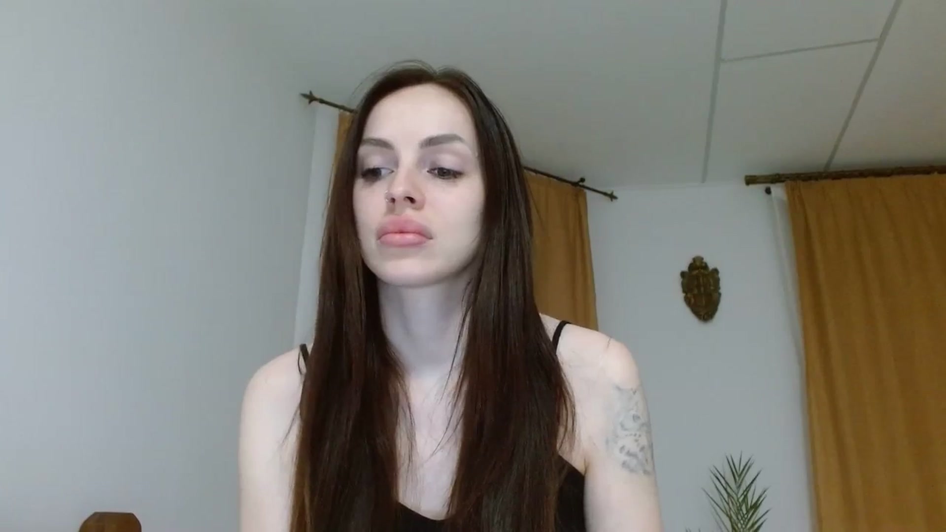 Gallery image thumbnail from UGLYGIRL_'s myfreecams stream on, 10/09/2023, 01:58 image 18 of 20