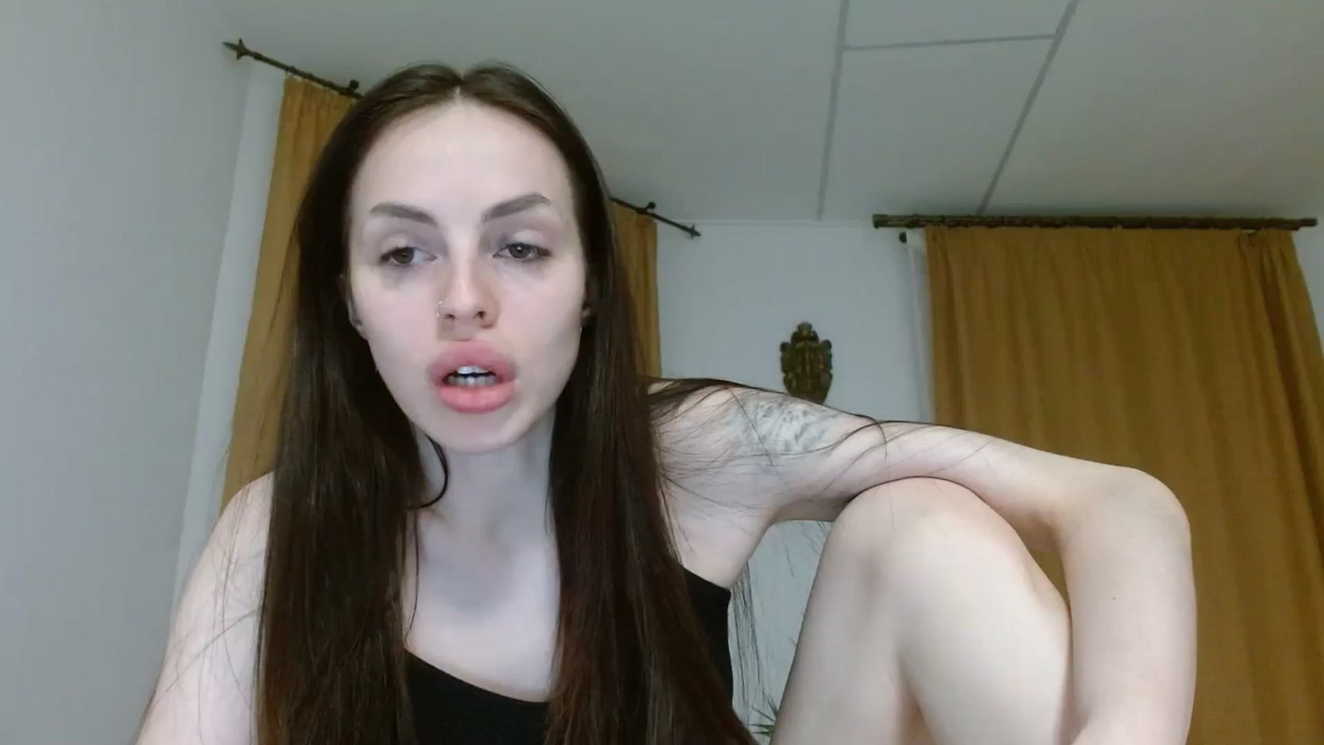 Gallery image thumbnail from UGLYGIRL_'s myfreecams stream on, 10/09/2023, 04:08 image 12 of 20
