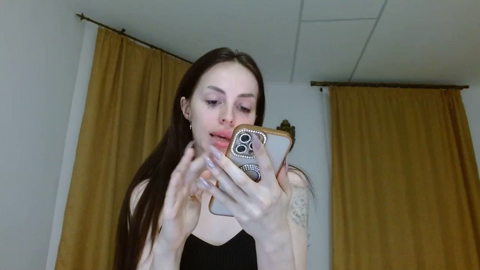 Gallery image thumbnail from UGLYGIRL_'s myfreecams stream on, 10/09/2023, 04:08 image 9 of 20