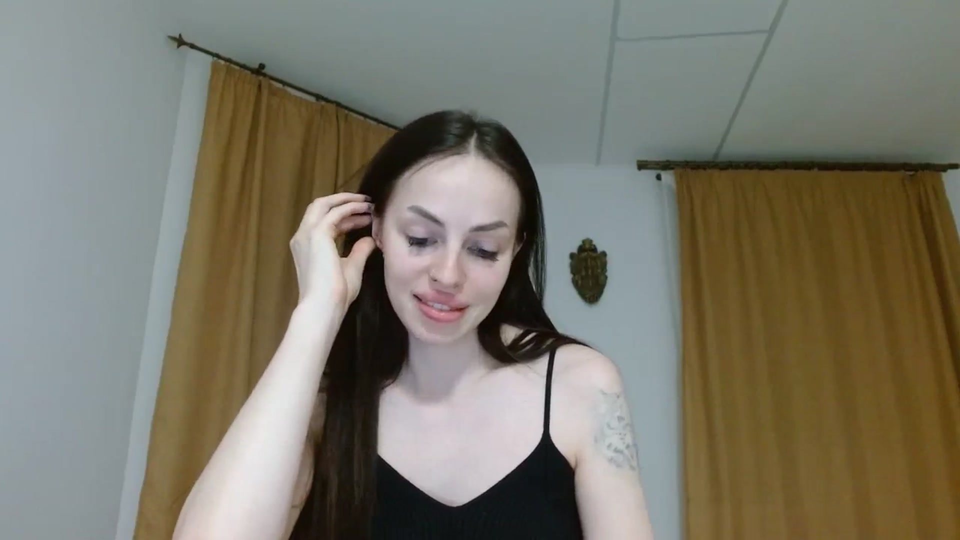 Gallery image thumbnail from UGLYGIRL_'s myfreecams stream on, 10/09/2023, 04:08 image 11 of 20