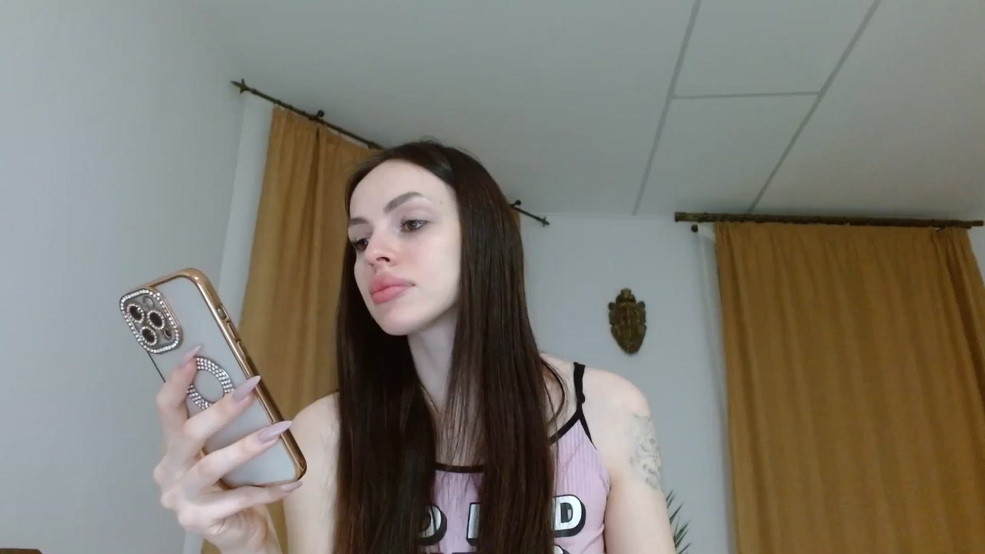 Gallery image thumbnail from UGLYGIRL_'s myfreecams stream on, 10/09/2023, 17:49 image 15 of 20