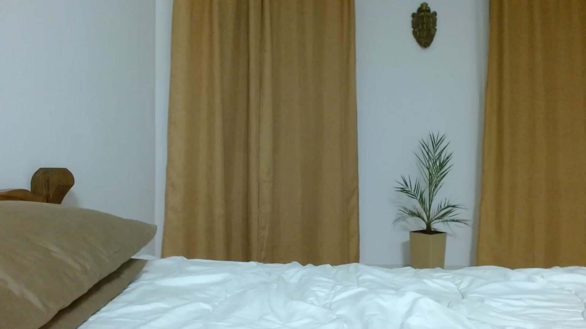 Gallery image thumbnail from UGLYGIRL_'s myfreecams stream on, 10/10/2023, 01:20 image 1 of 20