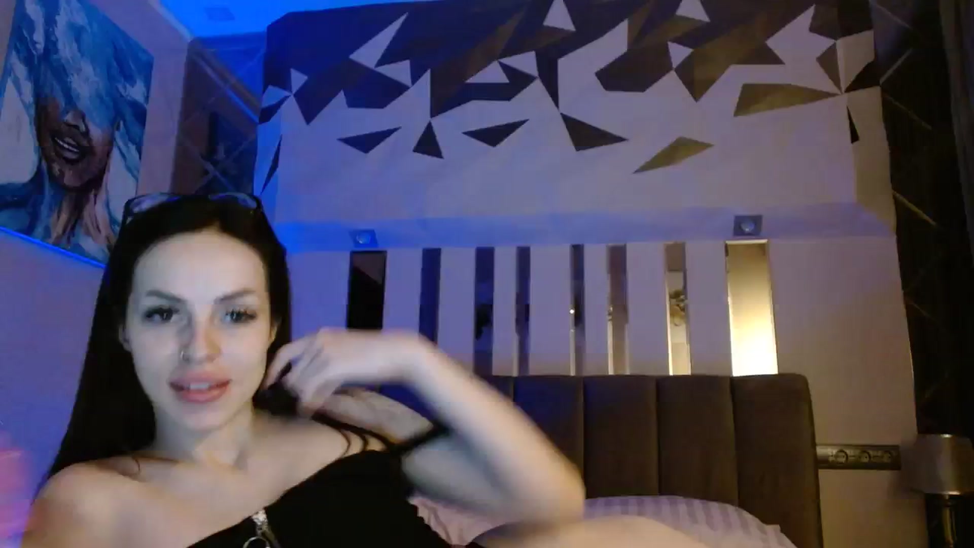 Gallery image thumbnail from UGLYGIRL_'s myfreecams stream on, 10/13/2023, 19:36 image 1 of 20