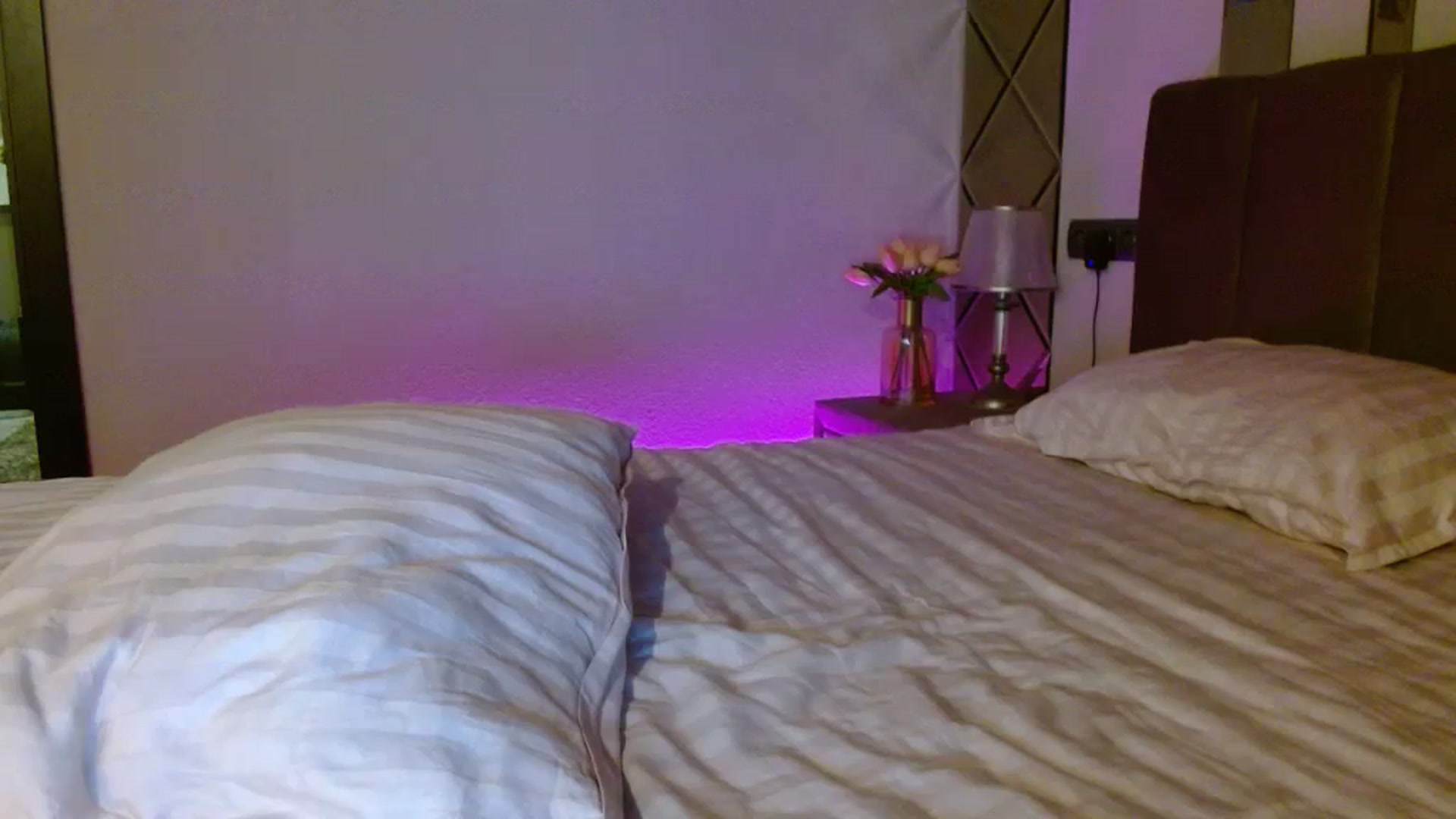 Gallery image thumbnail from UGLYGIRL_'s myfreecams stream on, 10/25/2023, 04:41 image 3 of 20