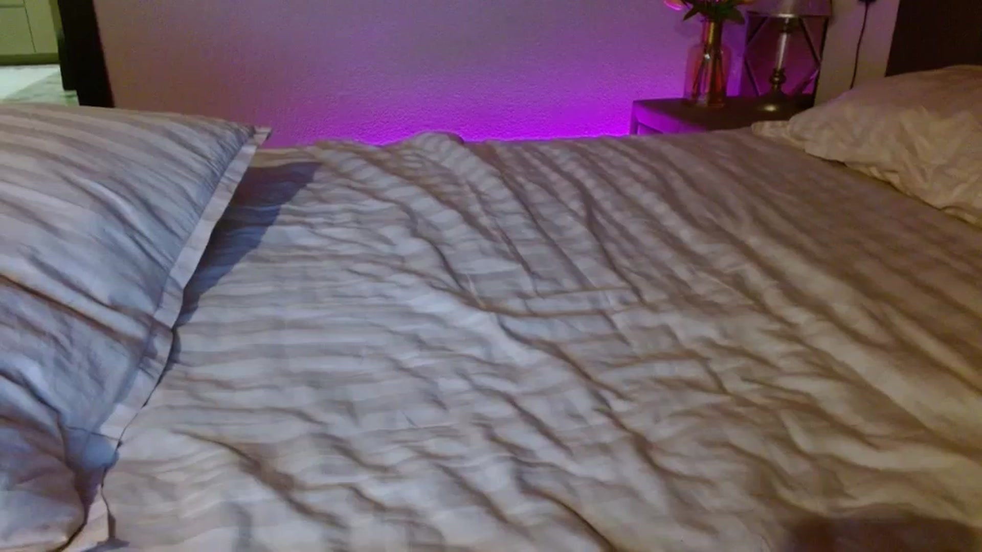 Gallery image thumbnail from UGLYGIRL_'s myfreecams stream on, 10/25/2023, 04:41 image 15 of 20