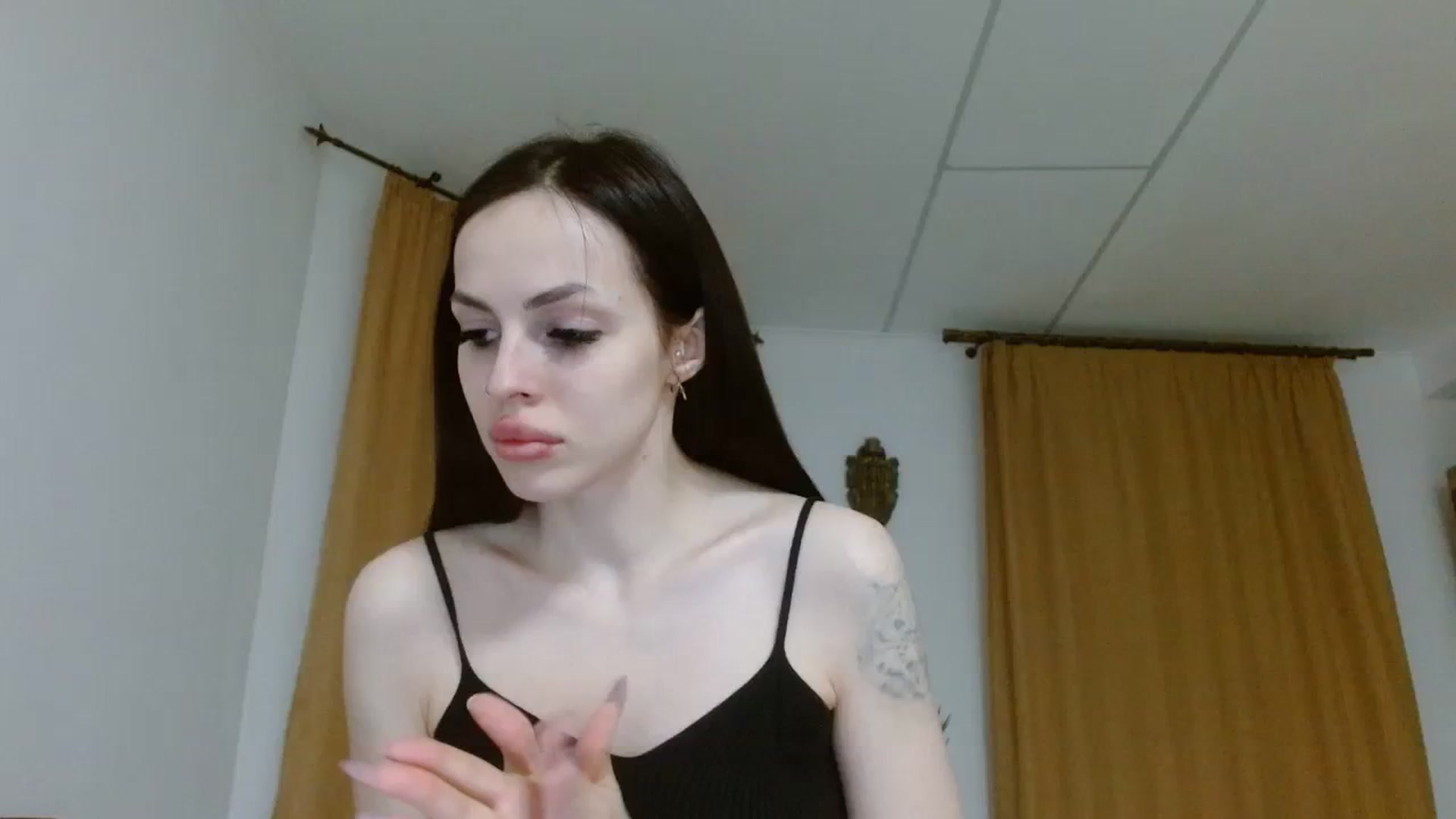 Gallery image thumbnail from UGLYGIRL_'s myfreecams stream on, 10/30/2023, 19:44 image 1 of 20