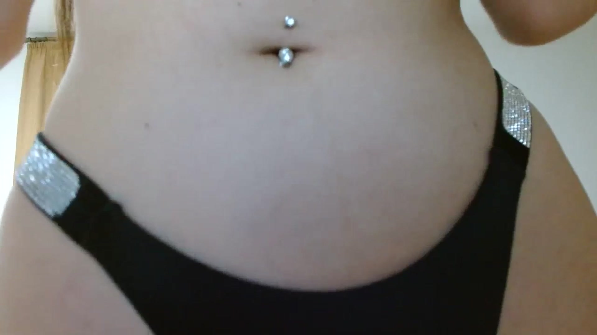 Gallery image thumbnail from UGLYGIRL_'s myfreecams stream on, 11/08/2023, 22:17 image 2 of 20