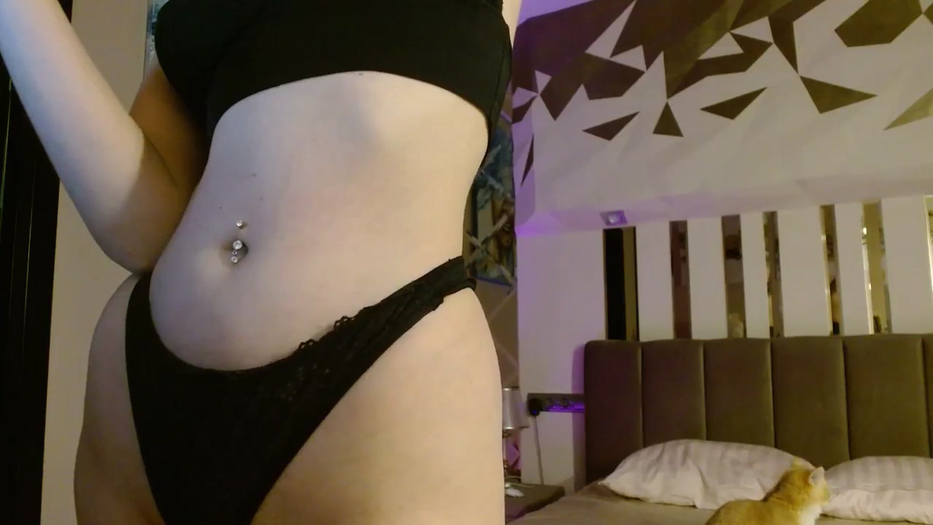 Gallery image thumbnail from UGLYGIRL_'s myfreecams stream on, 12/02/2023, 17:19 image 20 of 20