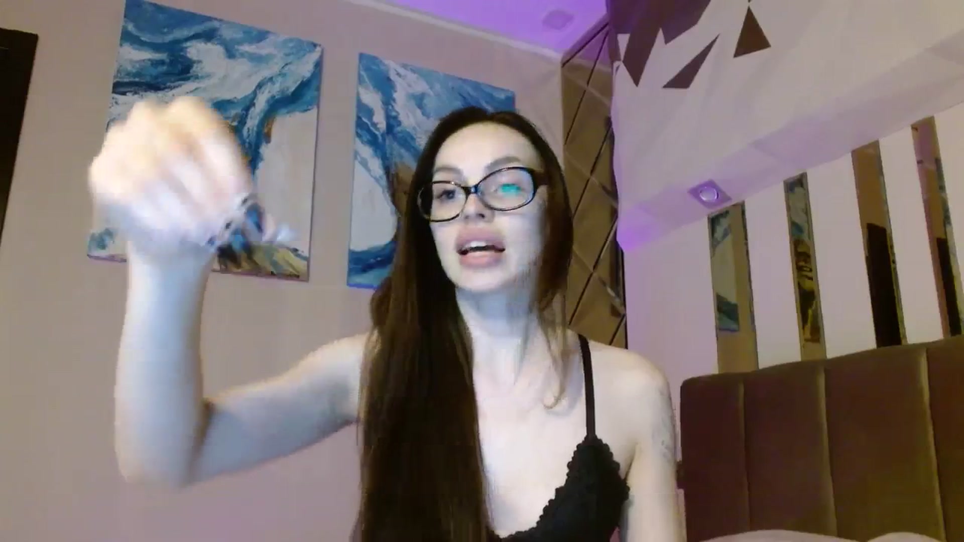 Gallery image thumbnail from UGLYGIRL_'s myfreecams stream on, 12/02/2023, 21:54 image 13 of 20