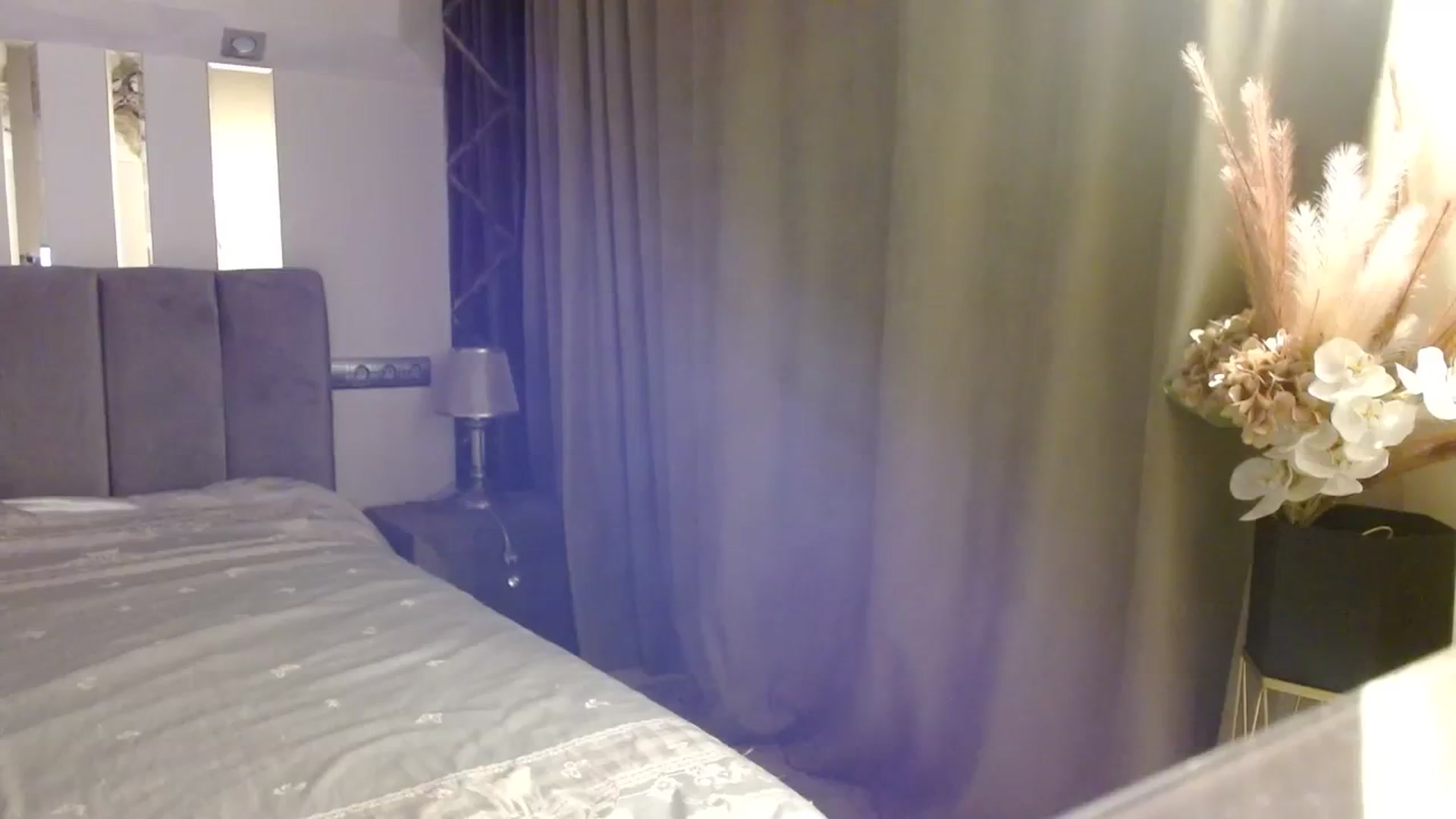 Gallery image thumbnail from UGLYGIRL_'s myfreecams stream on, 12/04/2023, 20:59 image 3 of 20