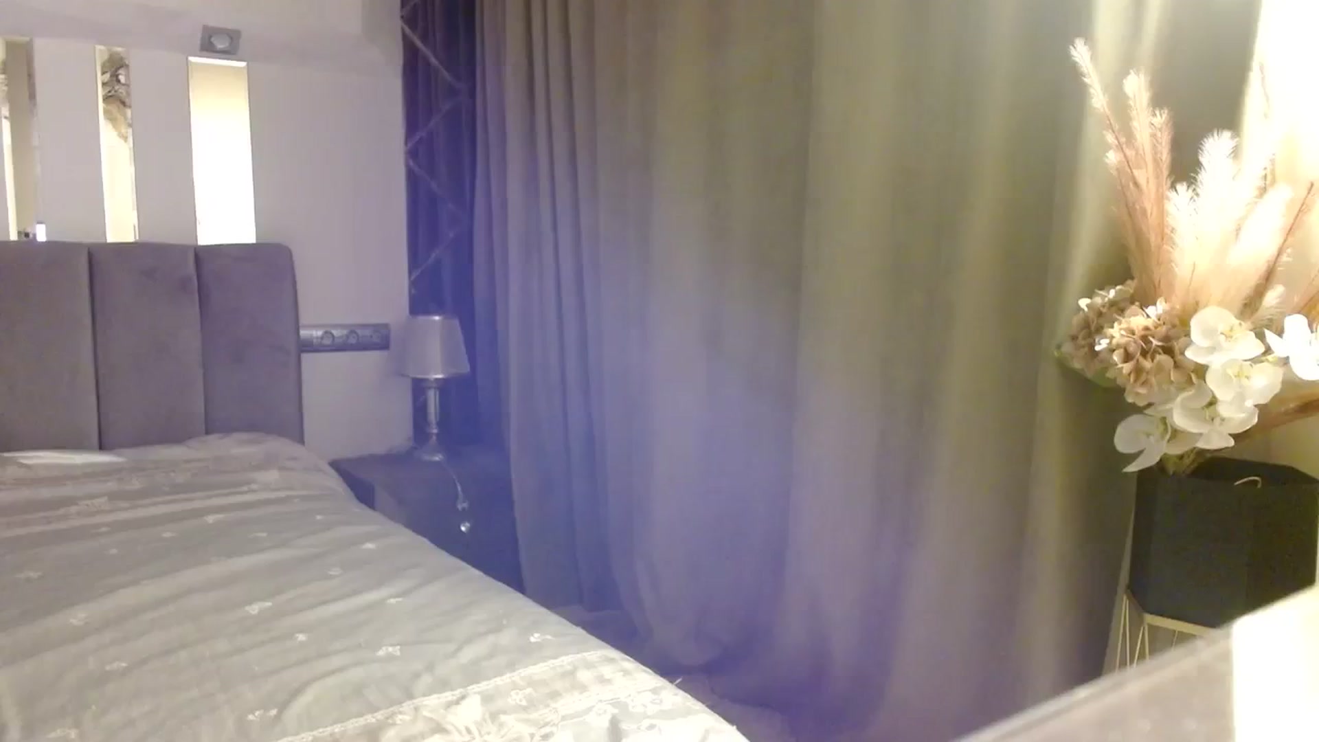 Gallery image thumbnail from UGLYGIRL_'s myfreecams stream on, 12/04/2023, 20:59 image 1 of 20