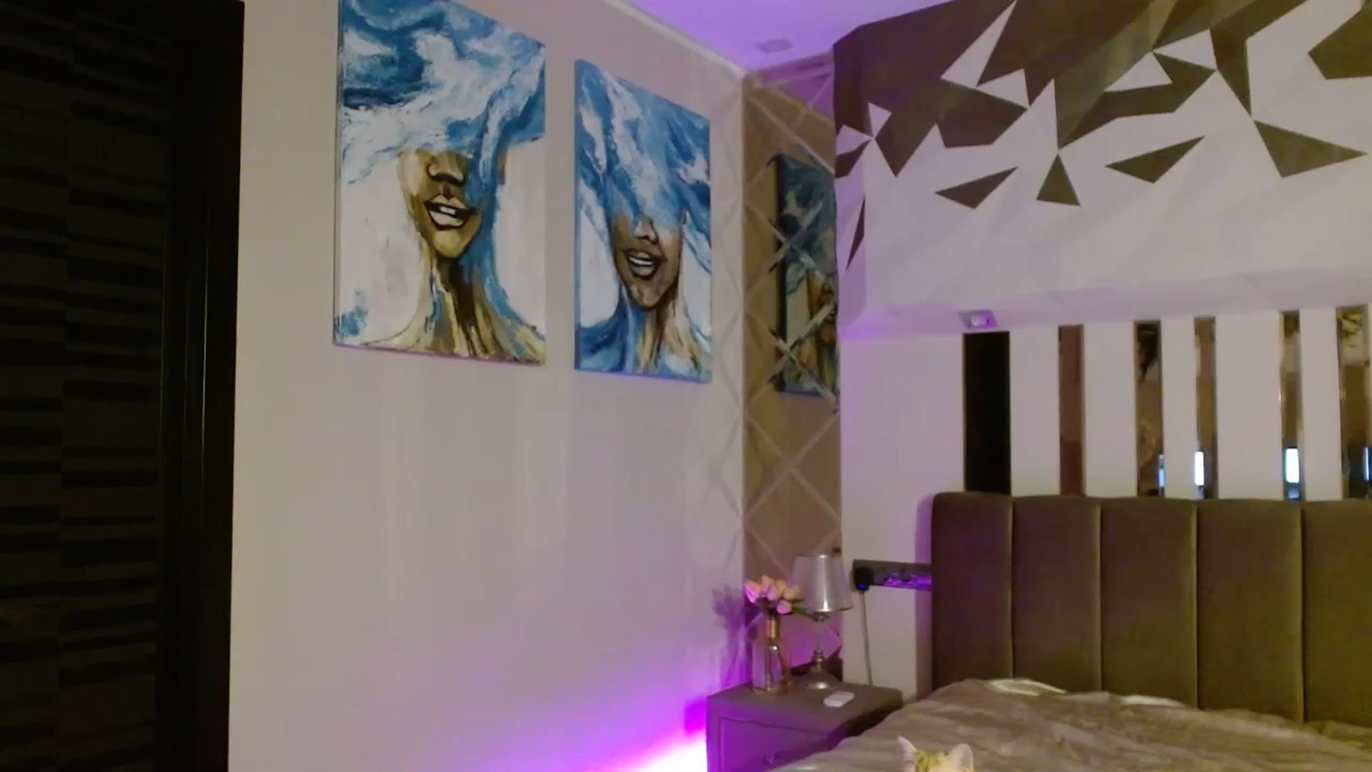 Gallery image thumbnail from UGLYGIRL_'s myfreecams stream on, 12/05/2023, 06:09 image 3 of 20