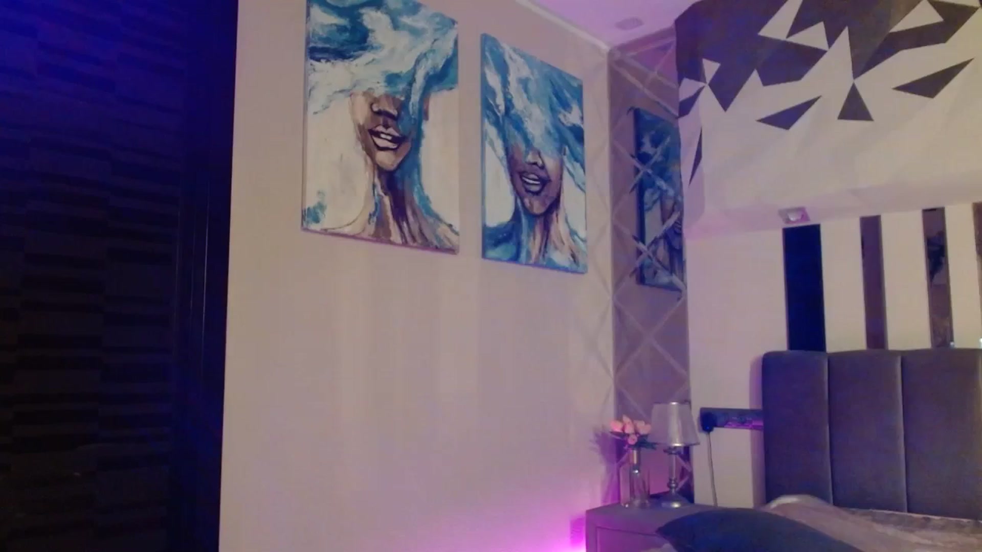 Gallery image thumbnail from UGLYGIRL_'s myfreecams stream on, 12/06/2023, 07:08 image 8 of 20