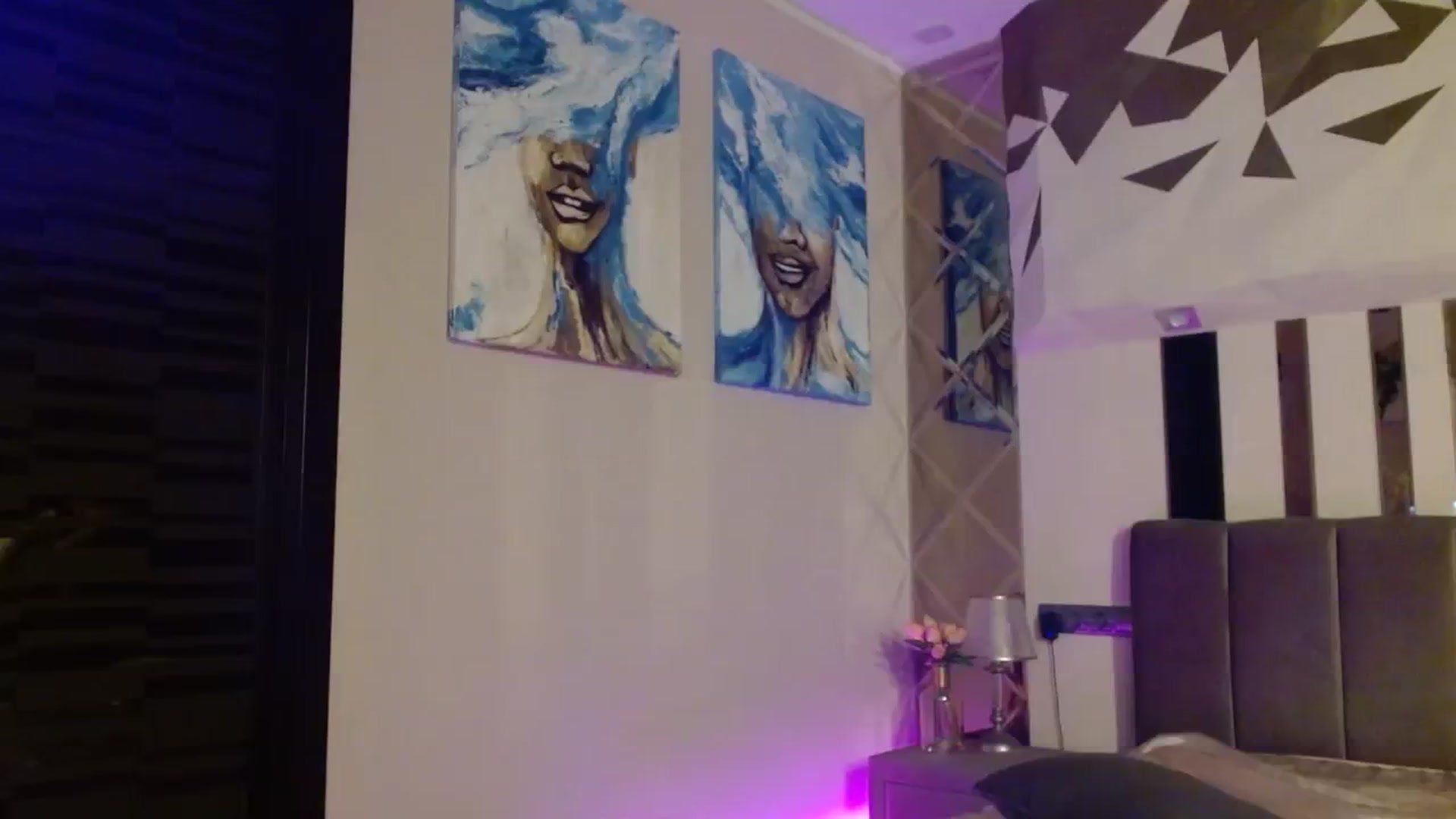Gallery image thumbnail from UGLYGIRL_'s myfreecams stream on, 12/06/2023, 07:08 image 5 of 20