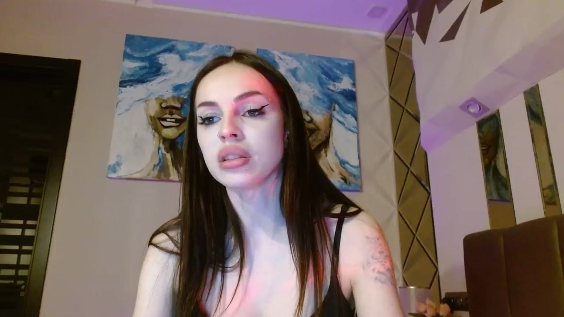 Gallery image thumbnail from UGLYGIRL_'s myfreecams stream on, 12/07/2023, 19:59 image 10 of 20