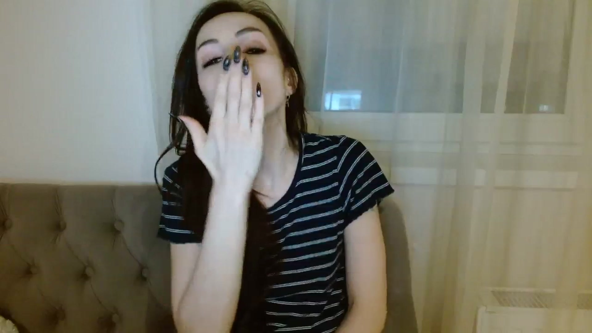 Gallery image thumbnail from UGLYGIRL_'s myfreecams stream on, 12/10/2023, 15:09 image 3 of 20