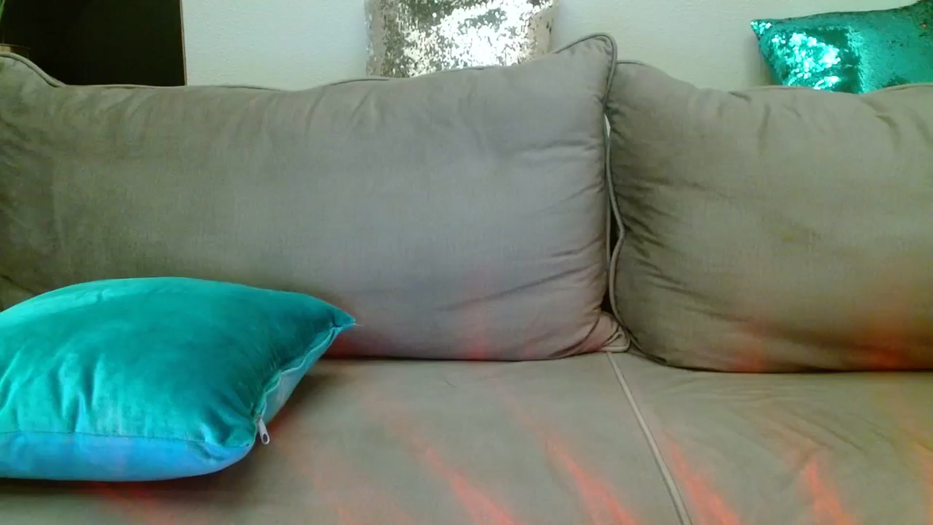 Gallery image thumbnail from UGLYGIRL_'s myfreecams stream on, 12/11/2023, 16:23 image 1 of 20